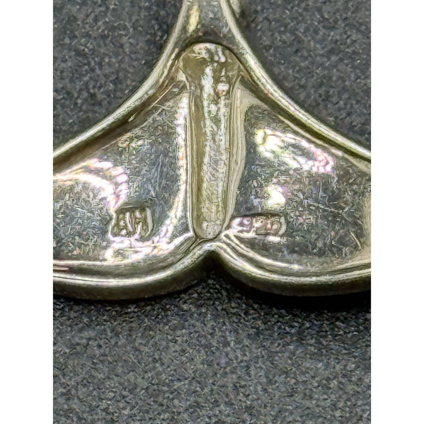 18” Sterling Silver Lab Opal Whale Tail Pendant Necklace 925 P10