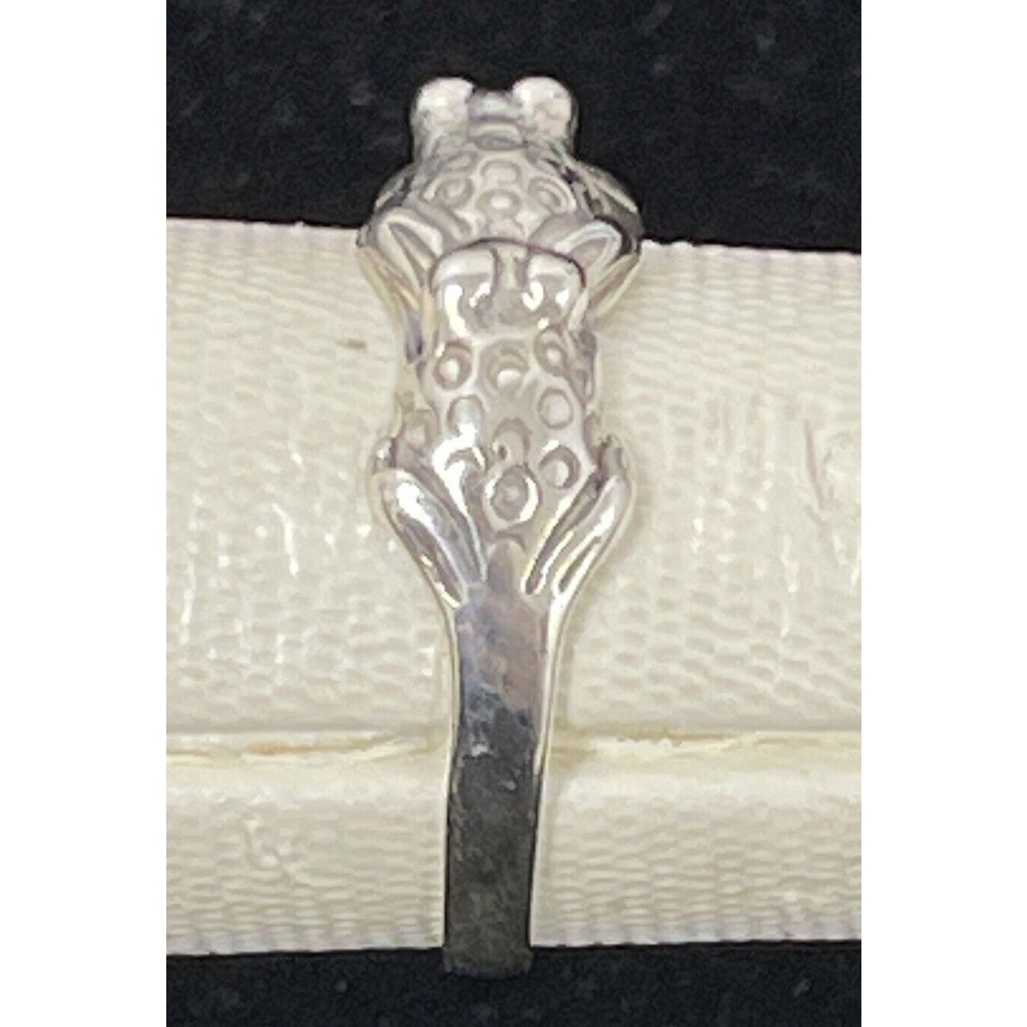 Sterling Silver Frog Ring Size 5.75 925 K29