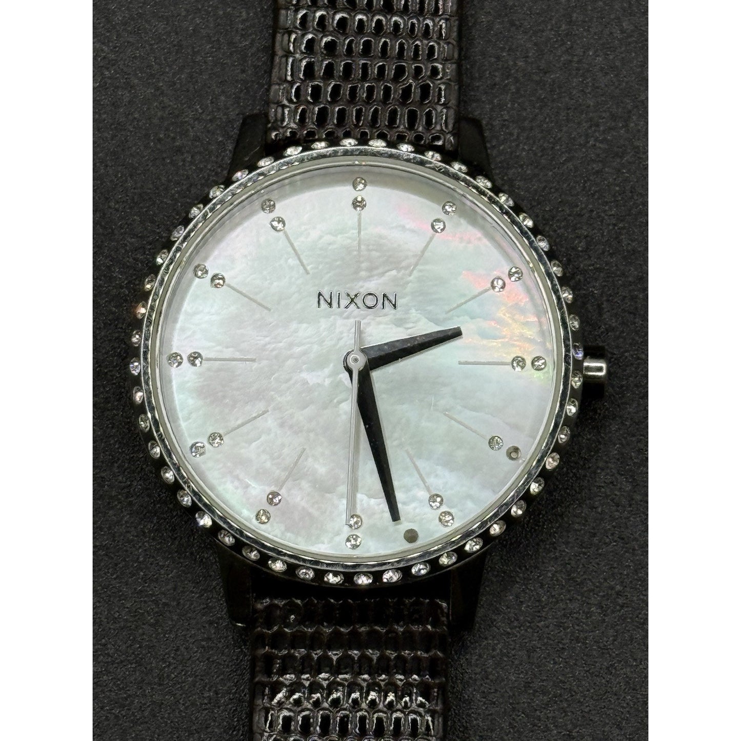 Nixon Kensington Pearl Cubic Zirconia 38MM Watch New Battery N13