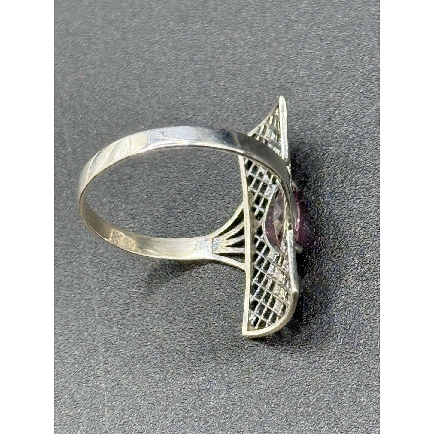 New Condition Sterling Silver Pink Tourmaline Genuine Ring Size 7 P19