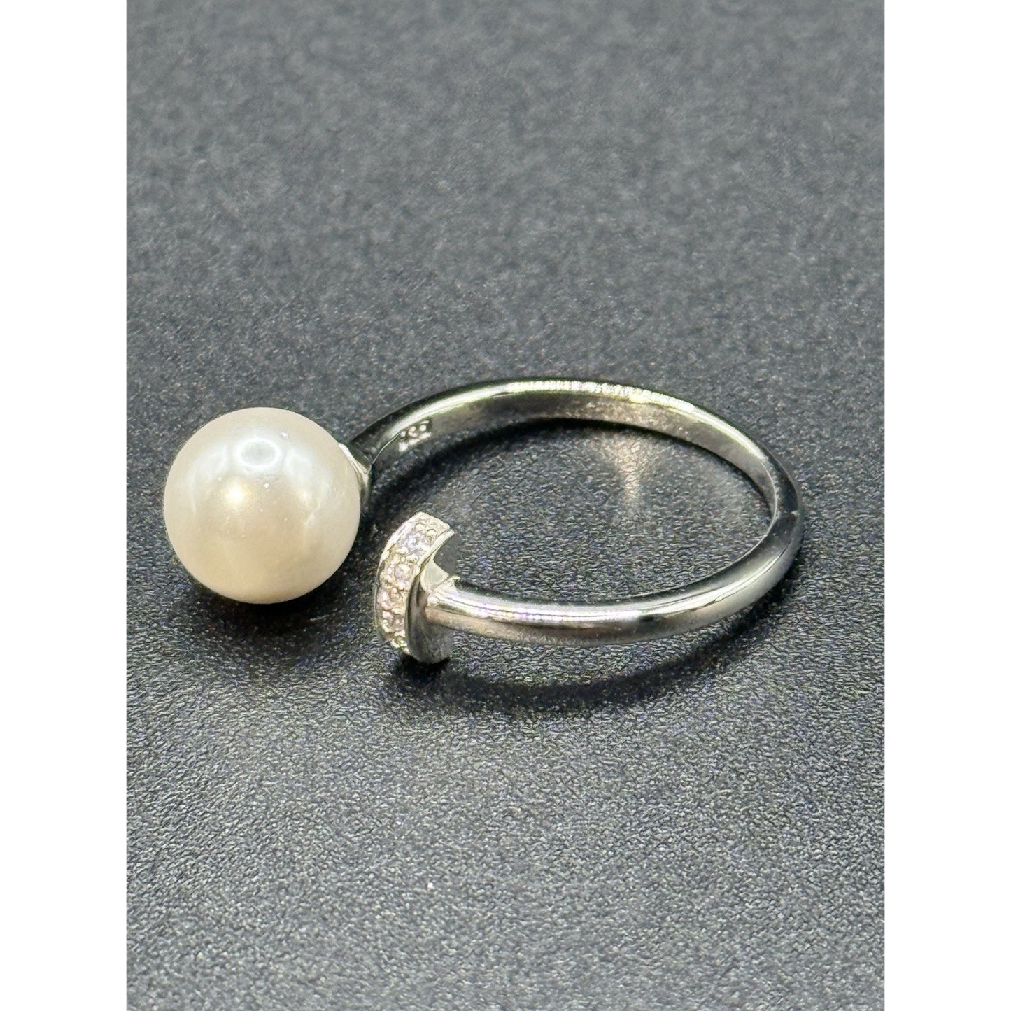 New Condition Sterling Silver Pearl Cubic Zirconia Ring Size 7.00 Adjustable