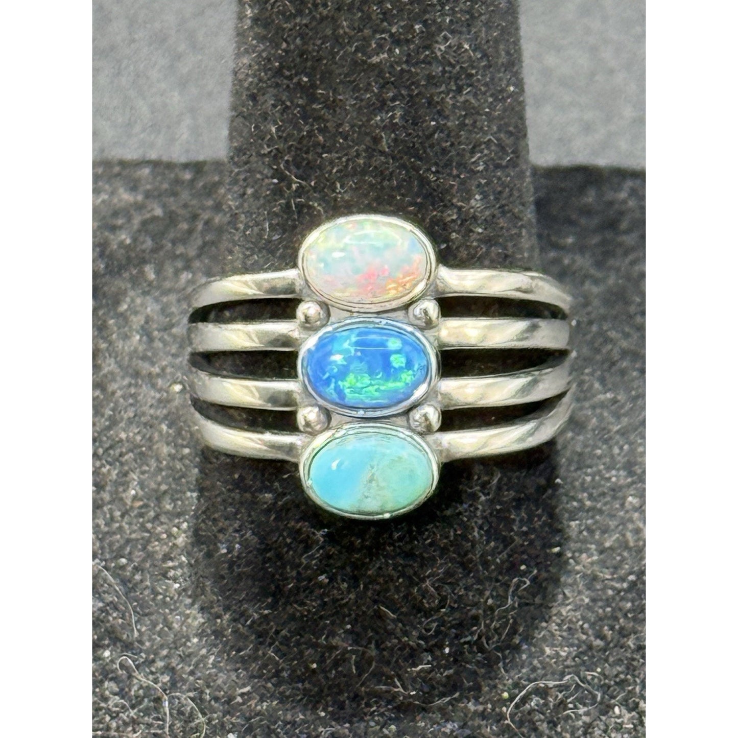 New Condition Sterling Silver Lab Opal Turquoise Split Ring Size 7.00