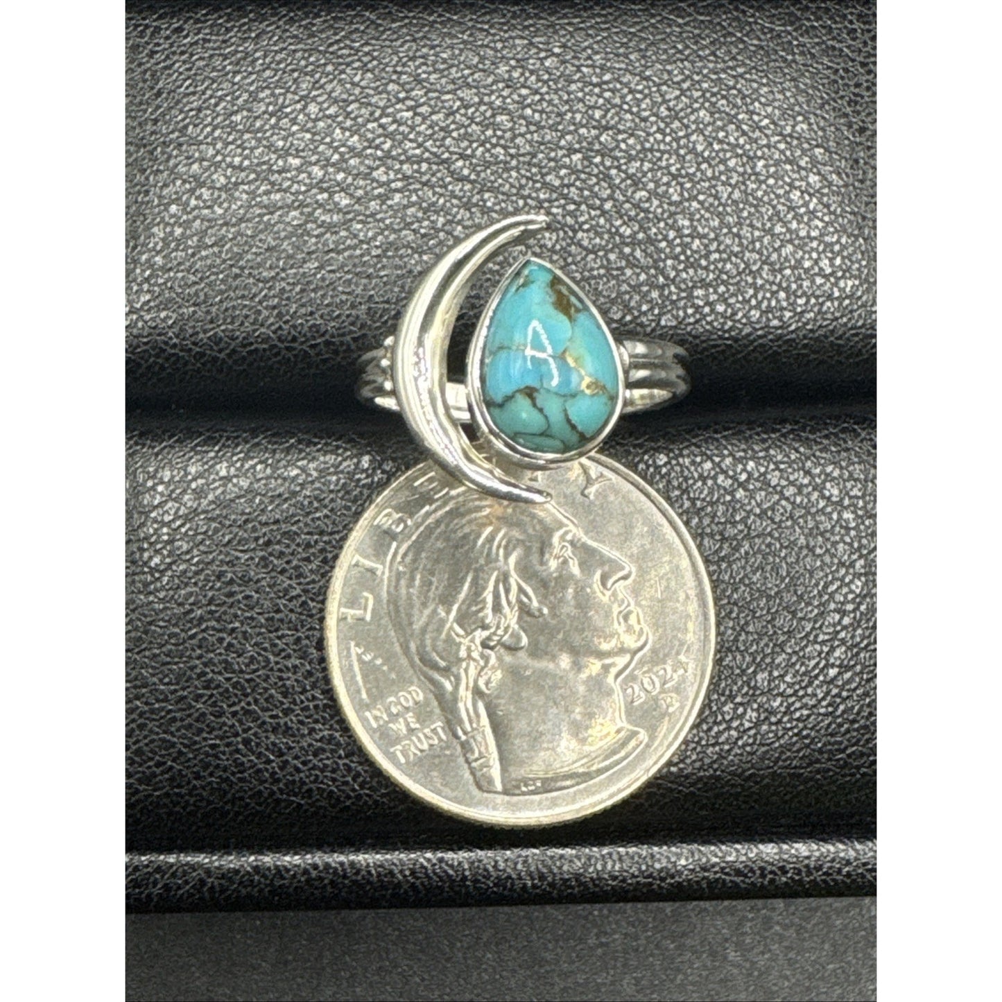 New Condition Sterling Silver Turquoise Crescent Moon Ring 925 Size 7