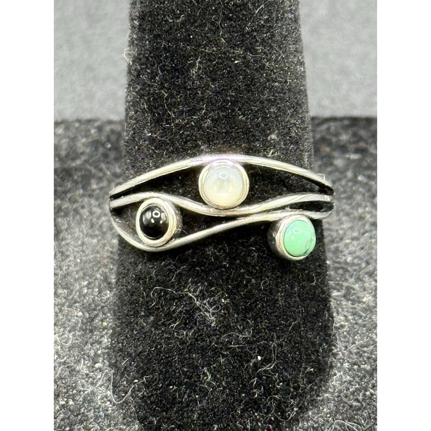 New Condition Sterling Silver Multi Gemstone Ring Size 6.75 Turquoise Onyx