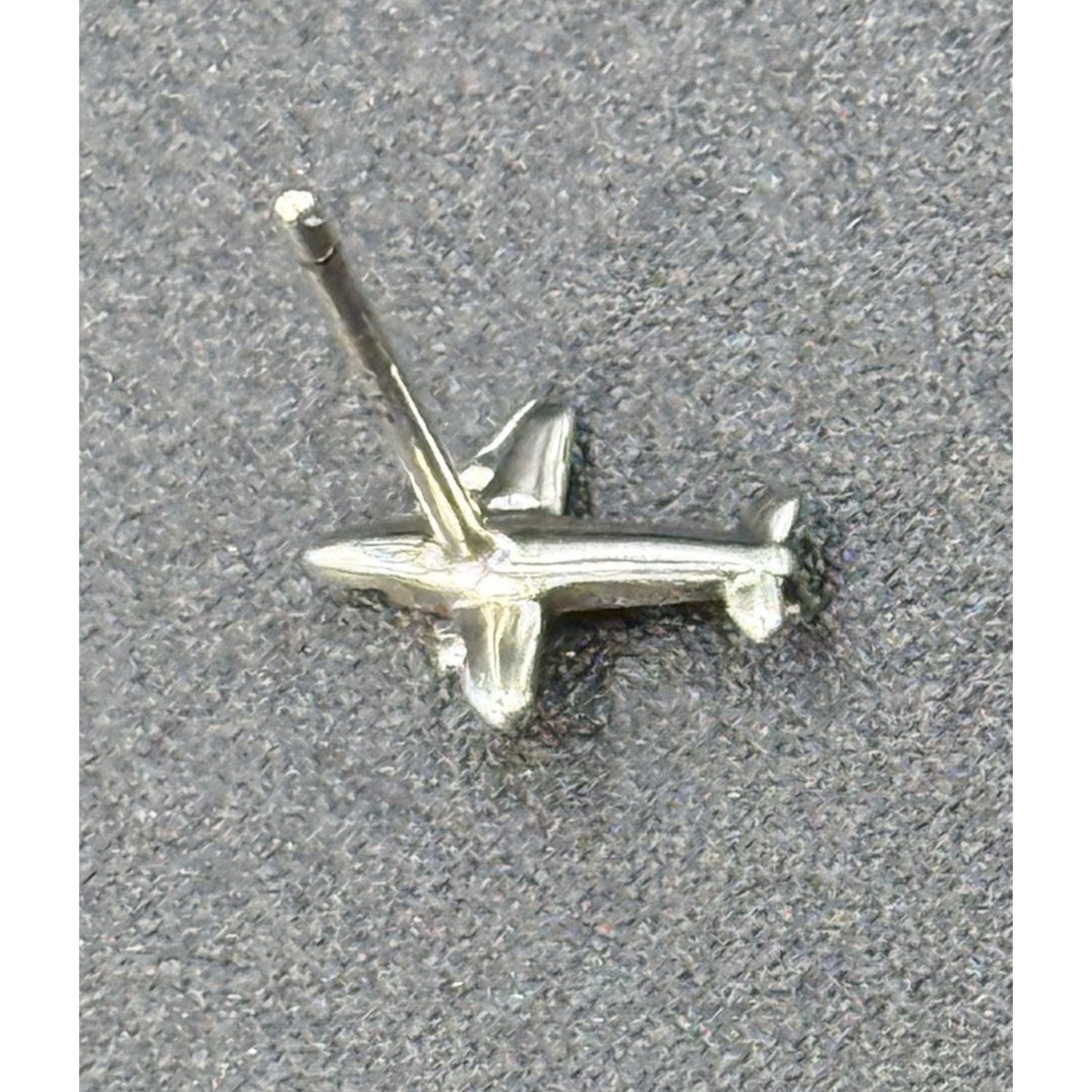 New Condition Sterling Silver Dainty Airplane Stud Earrings 925