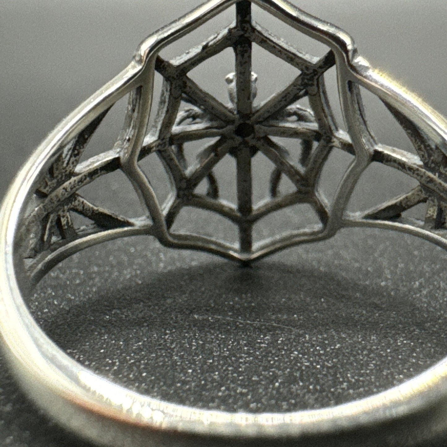 New Condition Sterling Silver Spider Web Ring 925 Size 7