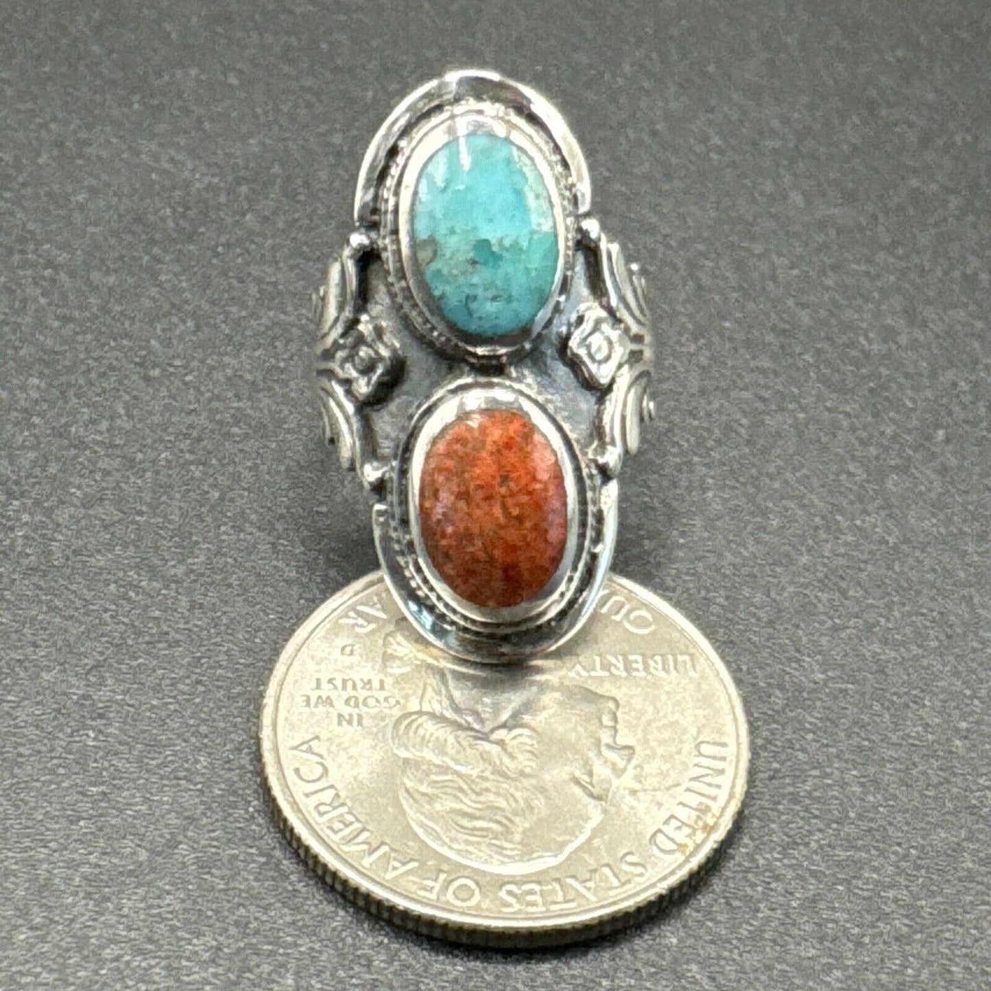 New Condition Sterling Silver Turquoise Coral Oblong Ring 925 Size 6.5