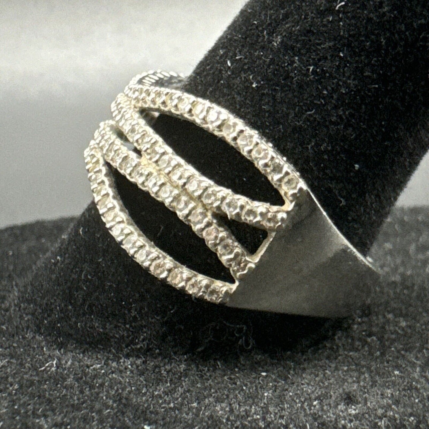 Modern Sterling Silver CZ Wave Ring 925 Size 8.5 P18