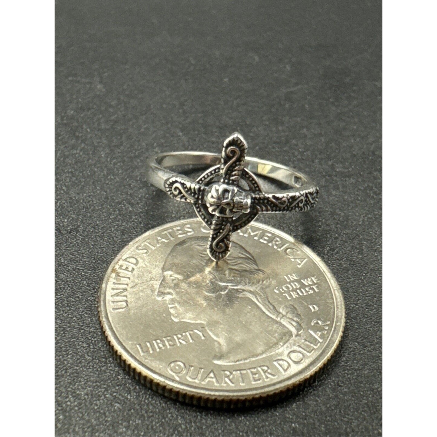 New Condition Sterling Silver Goth Skull Cross Ring 925 Size 7