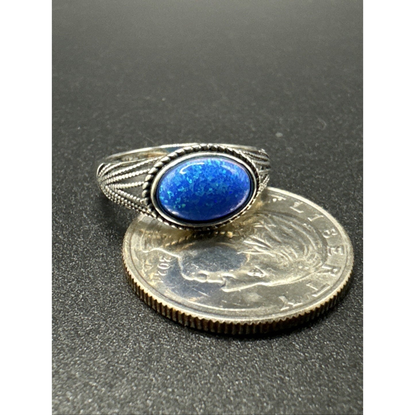 New Condition Sterling Silver Side Cabachon Lab Blue Opal Ring 925 Size 7