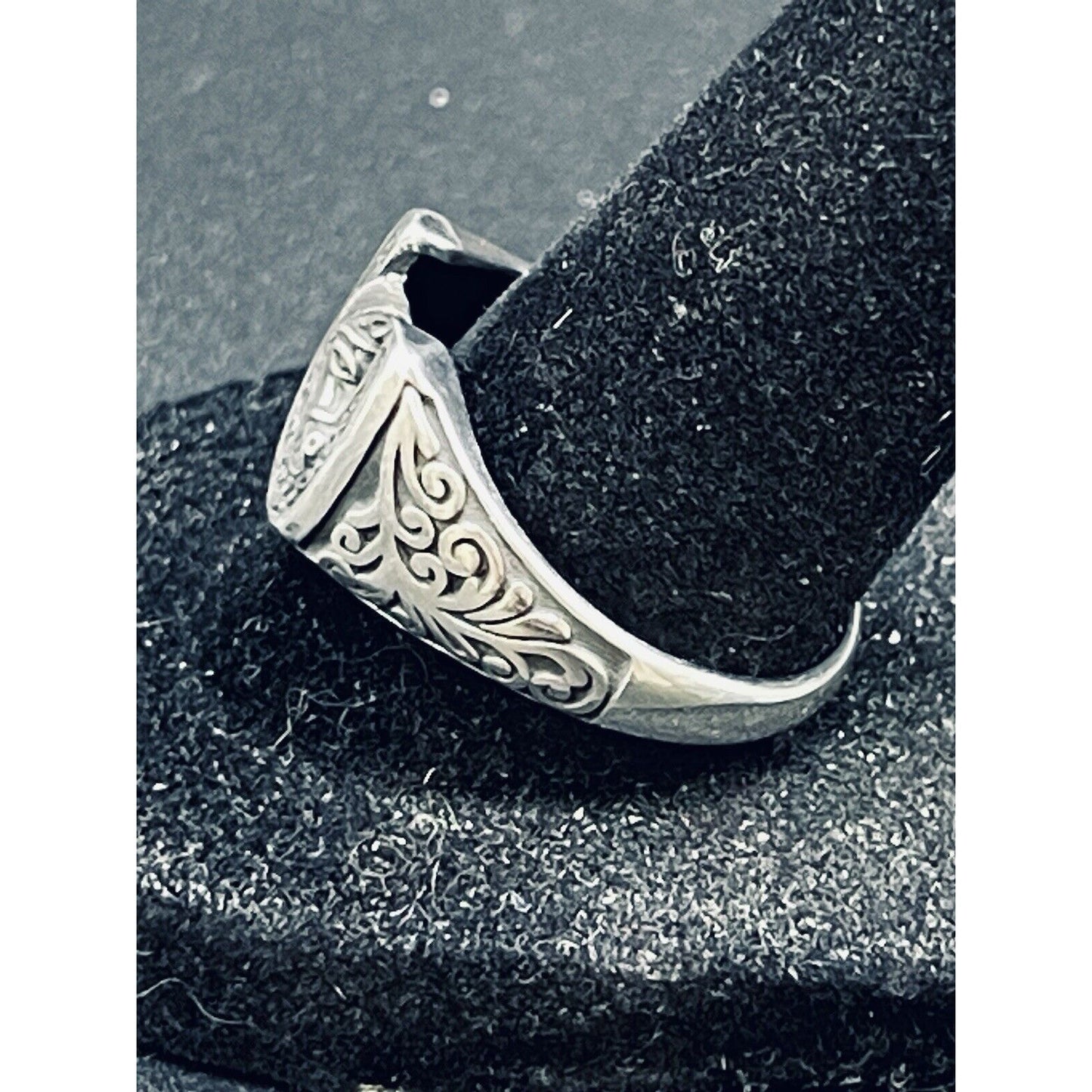 New Condition Sterling Silver Horseshoe Ring Size 9.50