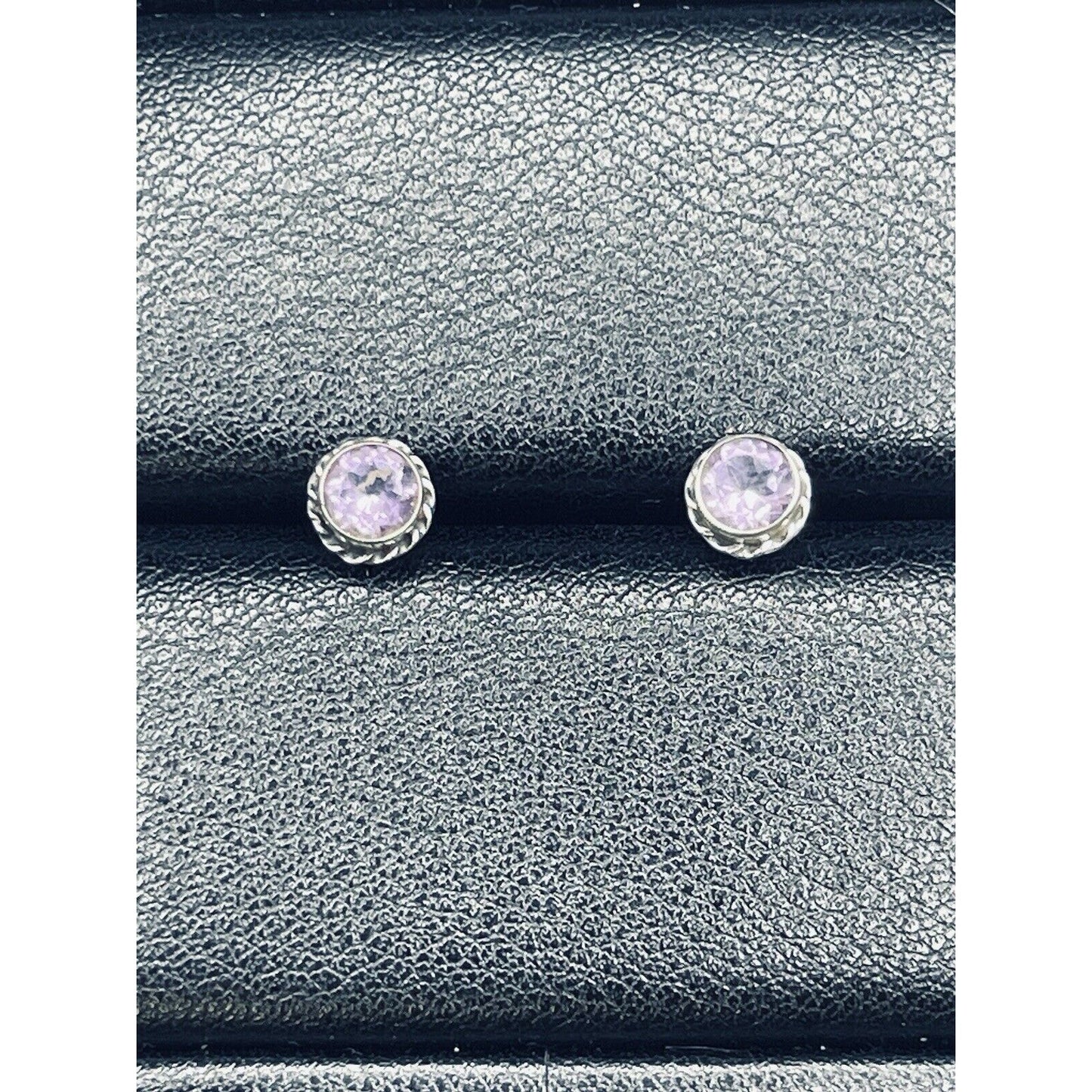 New Condition Sterling Silver 5MM Amethyst Stud Earrings 925