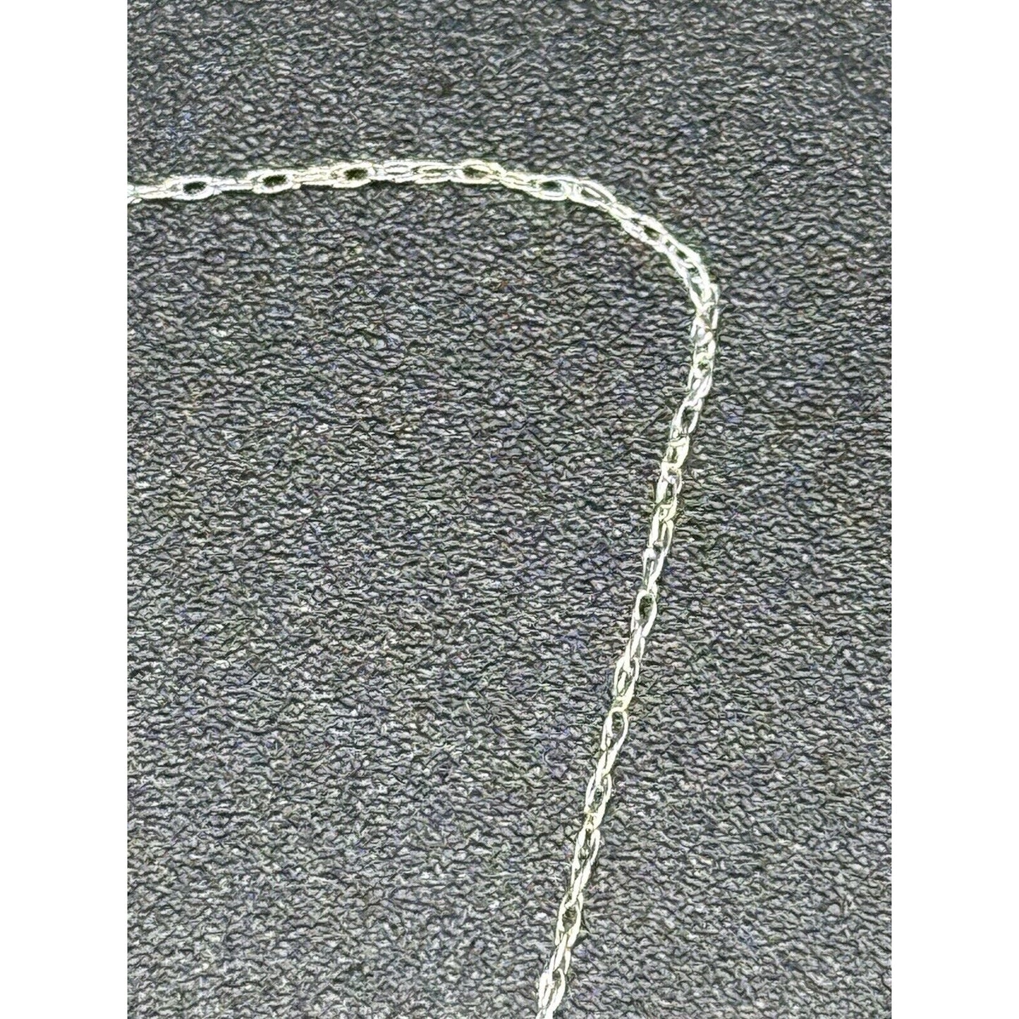 New Condition 18” 10k White Gold Pink Topaz Pendant Necklace