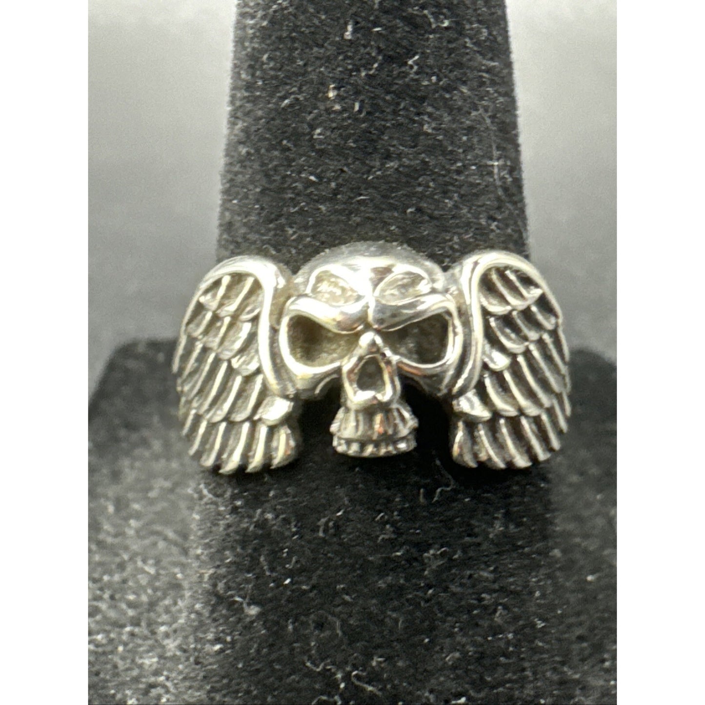 New Condition Sterling Silver Skull Wings Ring 925 Size 7