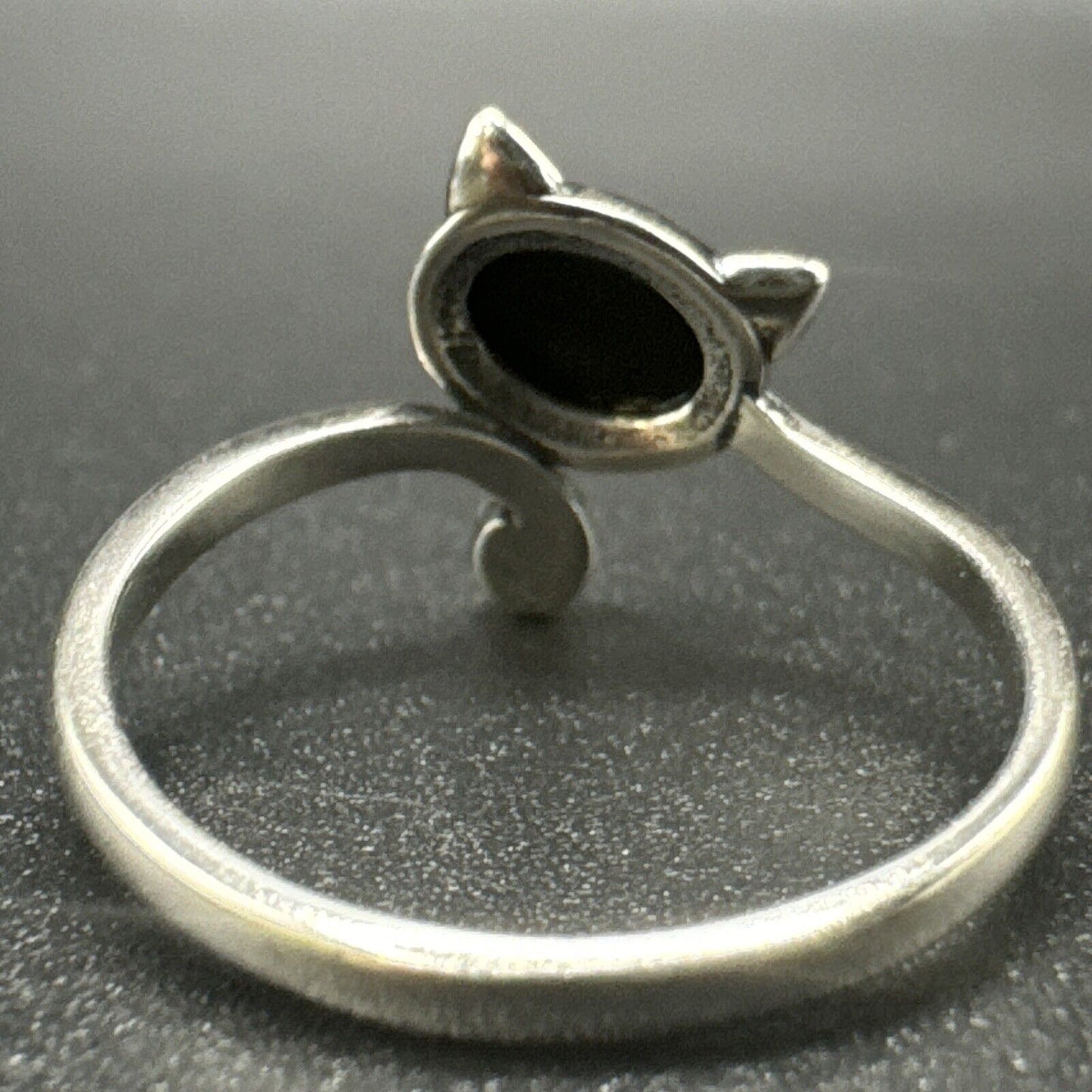 New Condition Sterling Silver Onyx Kitty Cat Ring 925 Size 7