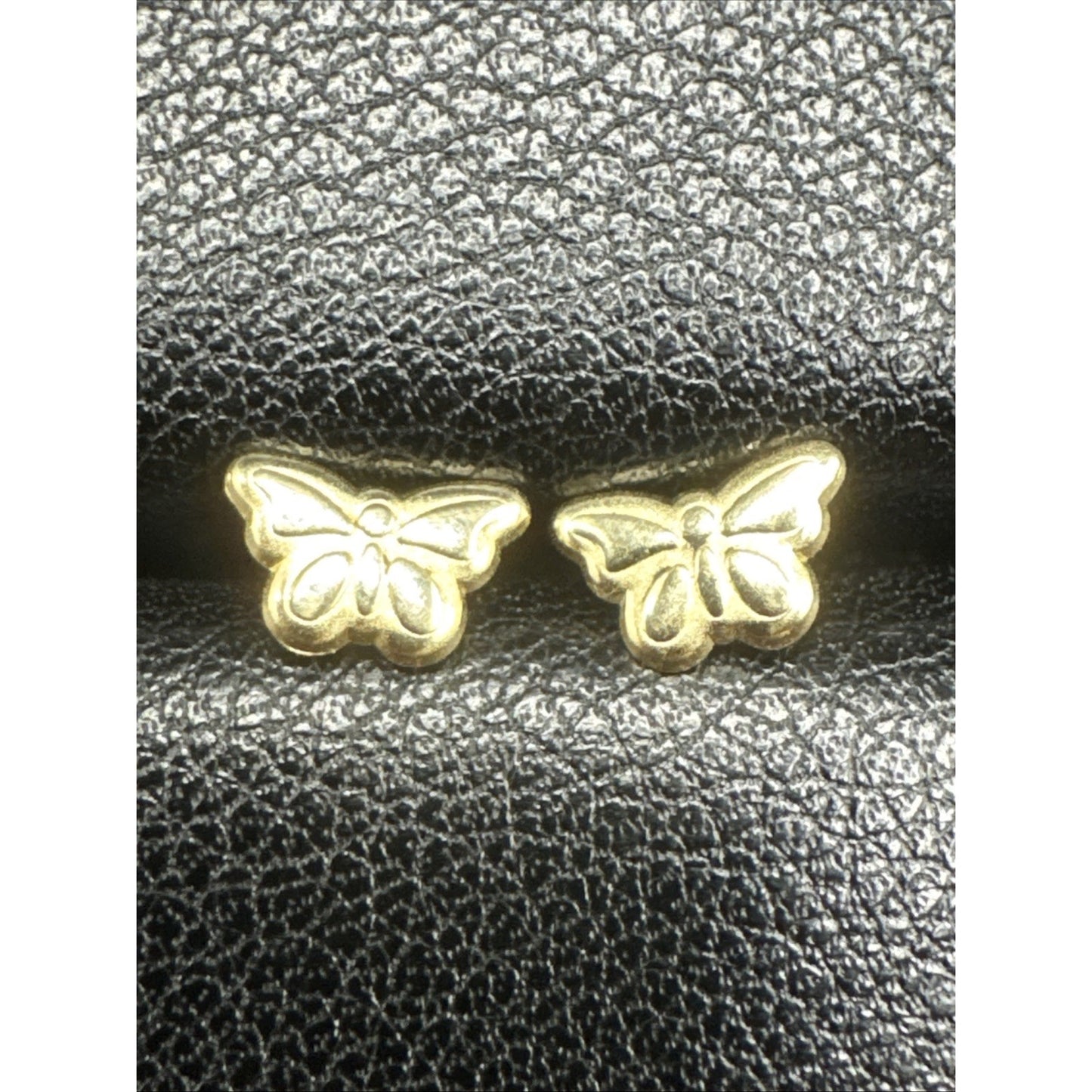 New Condition 14k Yellow Gold Butterfly Stud Earrings