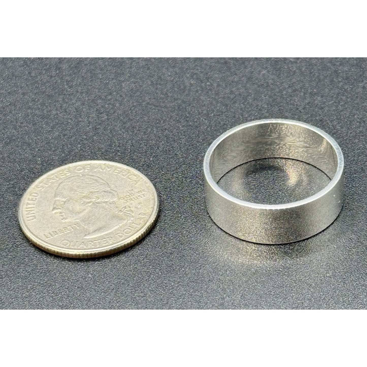 Excellent Used Condition Sterling Silver Cigar Band Ring Size 11.50 P5