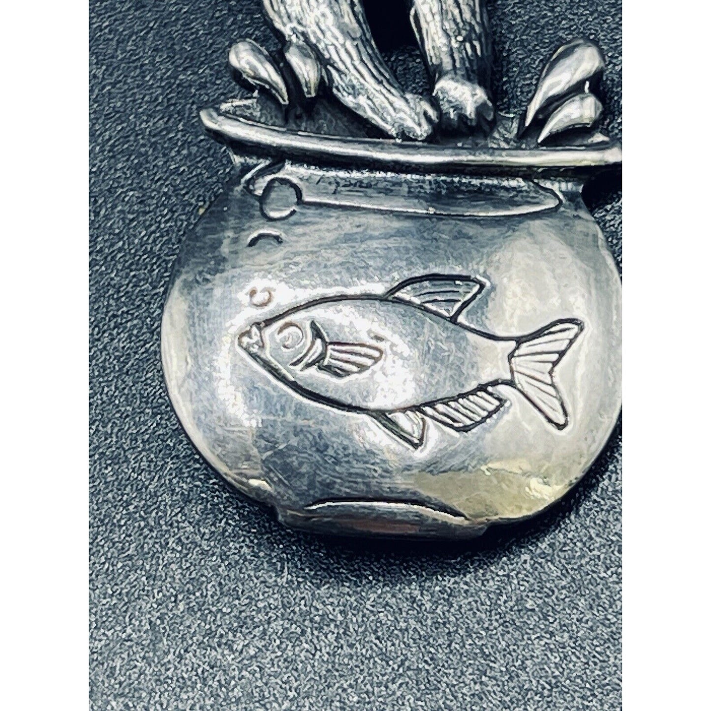 Vintage Sterling Silver Cat In Fish Bowl Brooch Pin 925 15 Grams L19