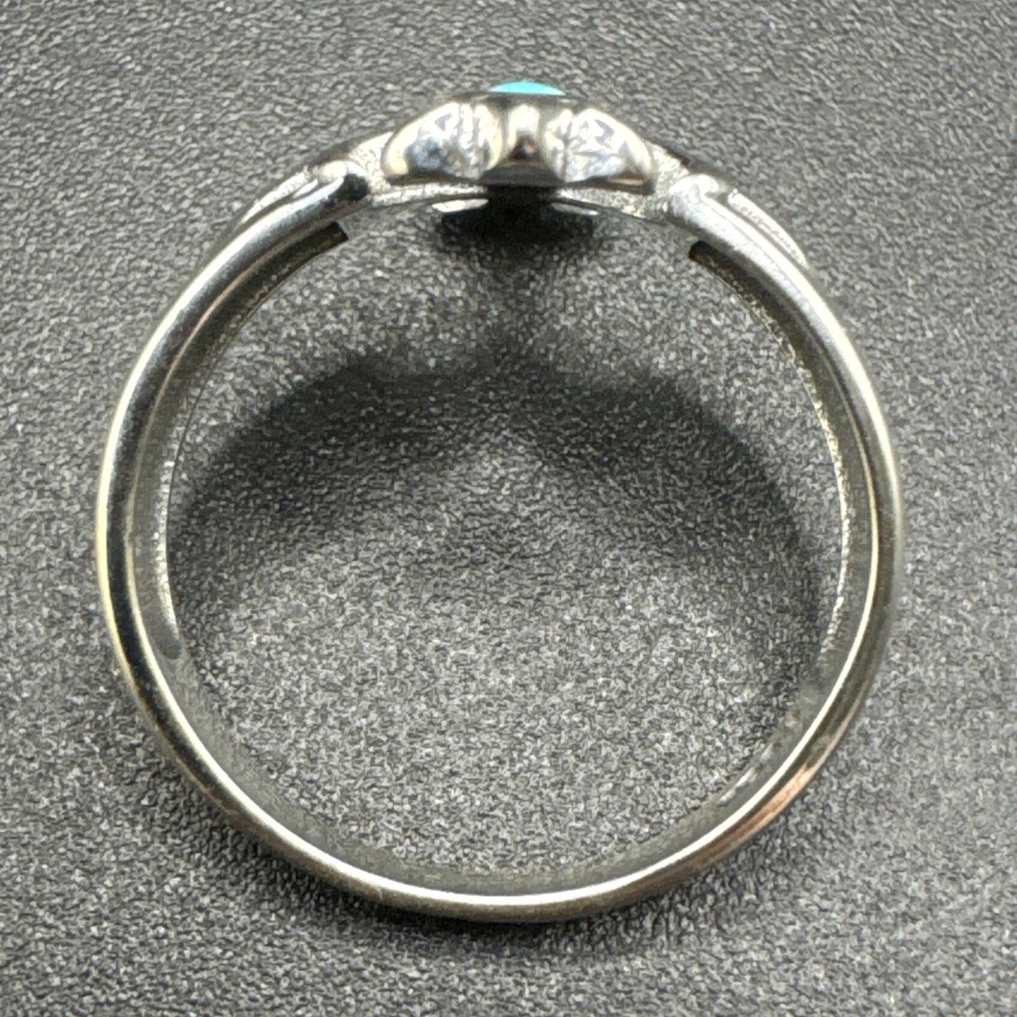 New Condition 7RI24 Sterling Silver Turquoise Medieval Cross Ring 925 Size 7