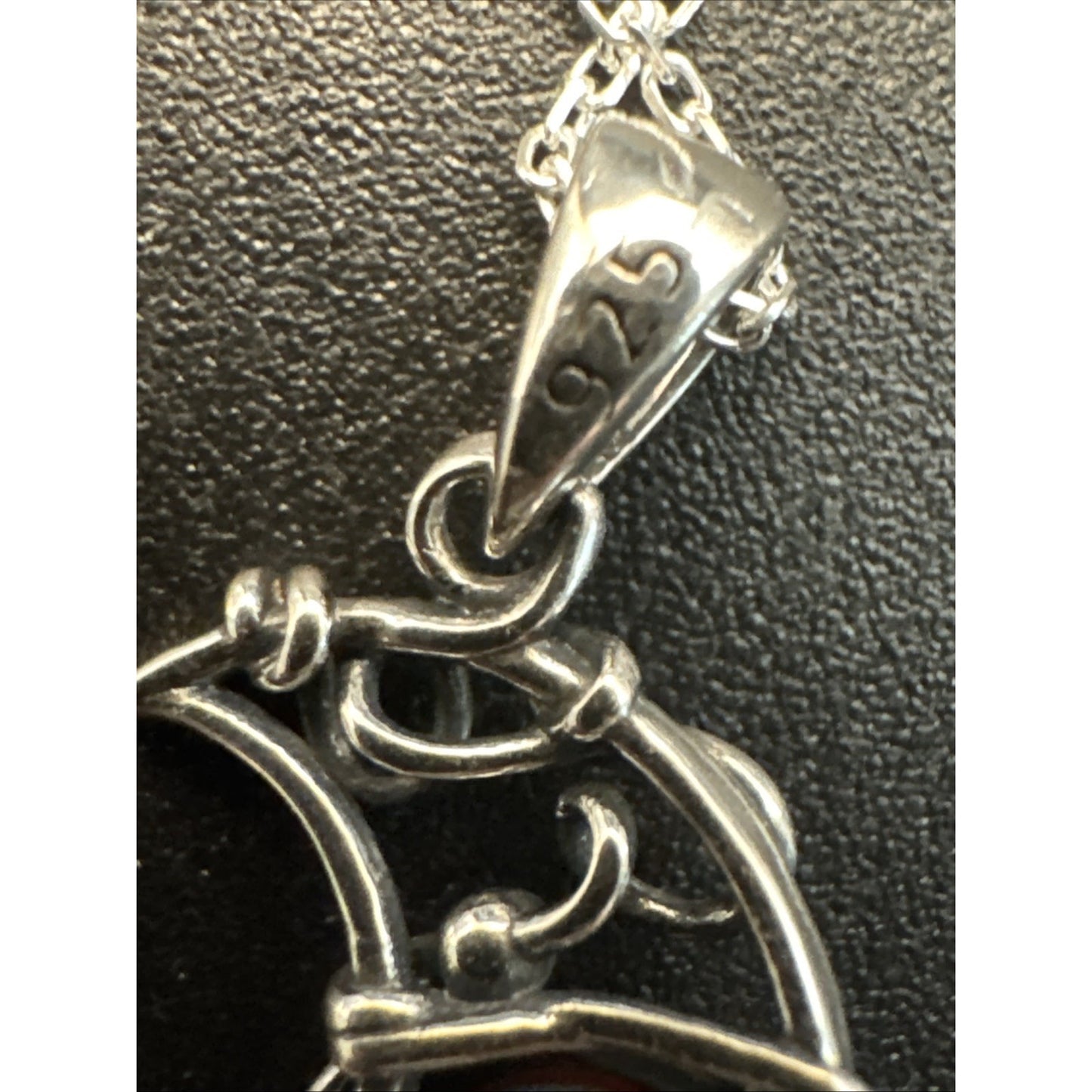 18” New Condition Sterling Silver Carnelian Crescent Moon Pendant Necklace