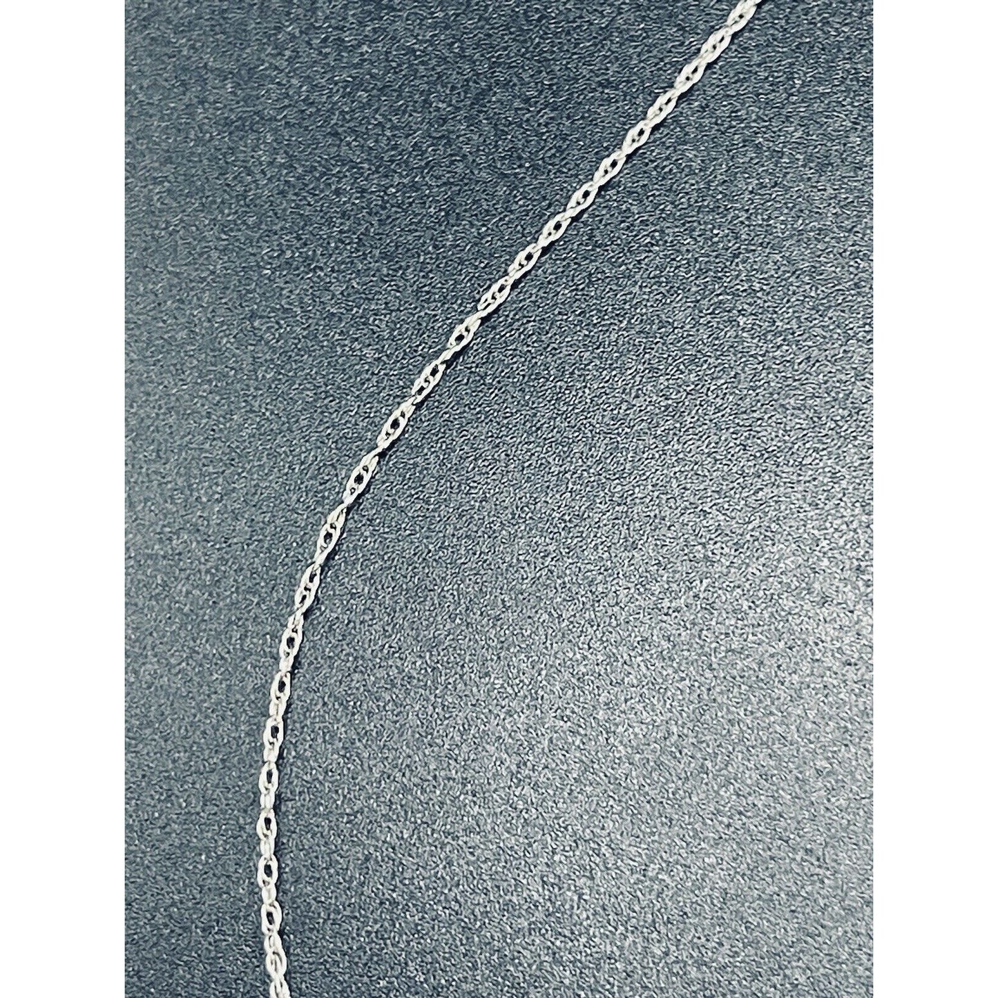 18” New Condition White Sapphire SS Enamel Snake Pendant Necklace L19