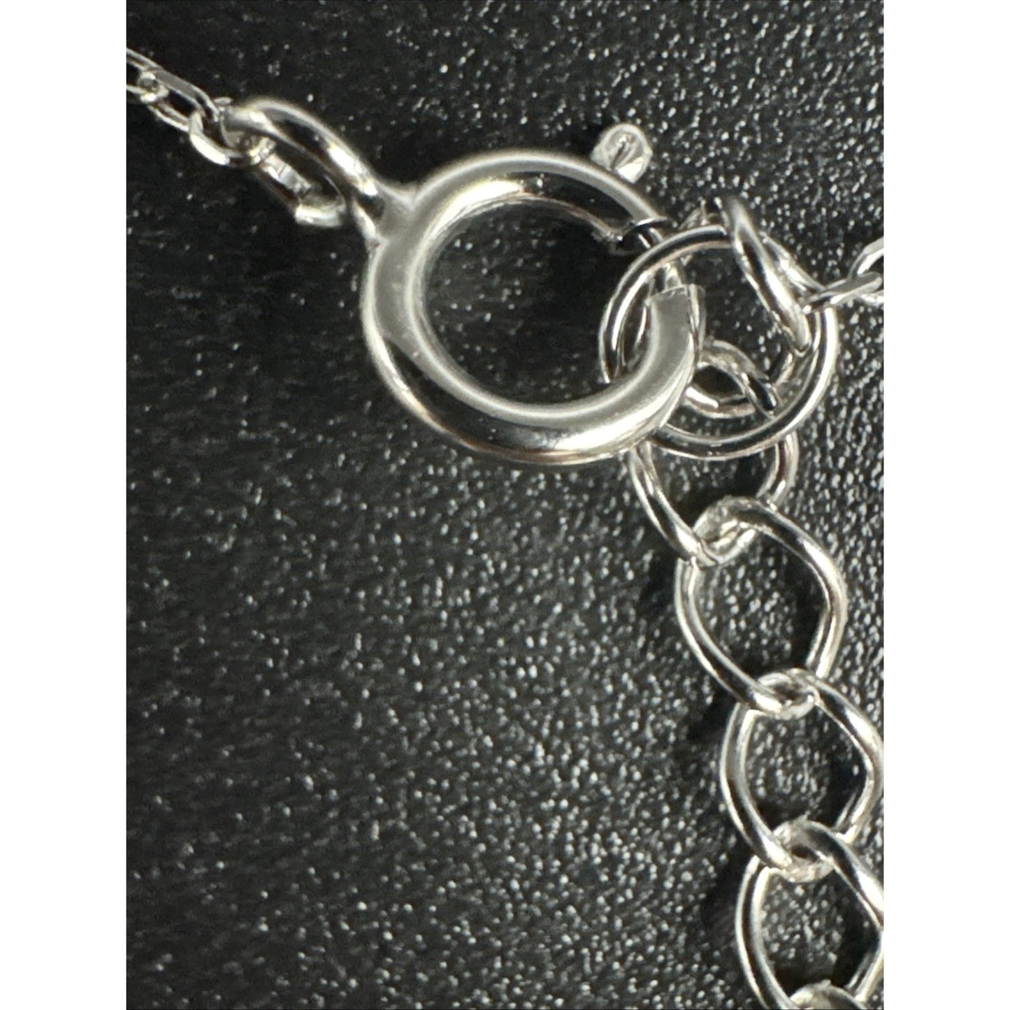 18” New Condition Sterling Silver CZ Mom Pendant Necklace 925