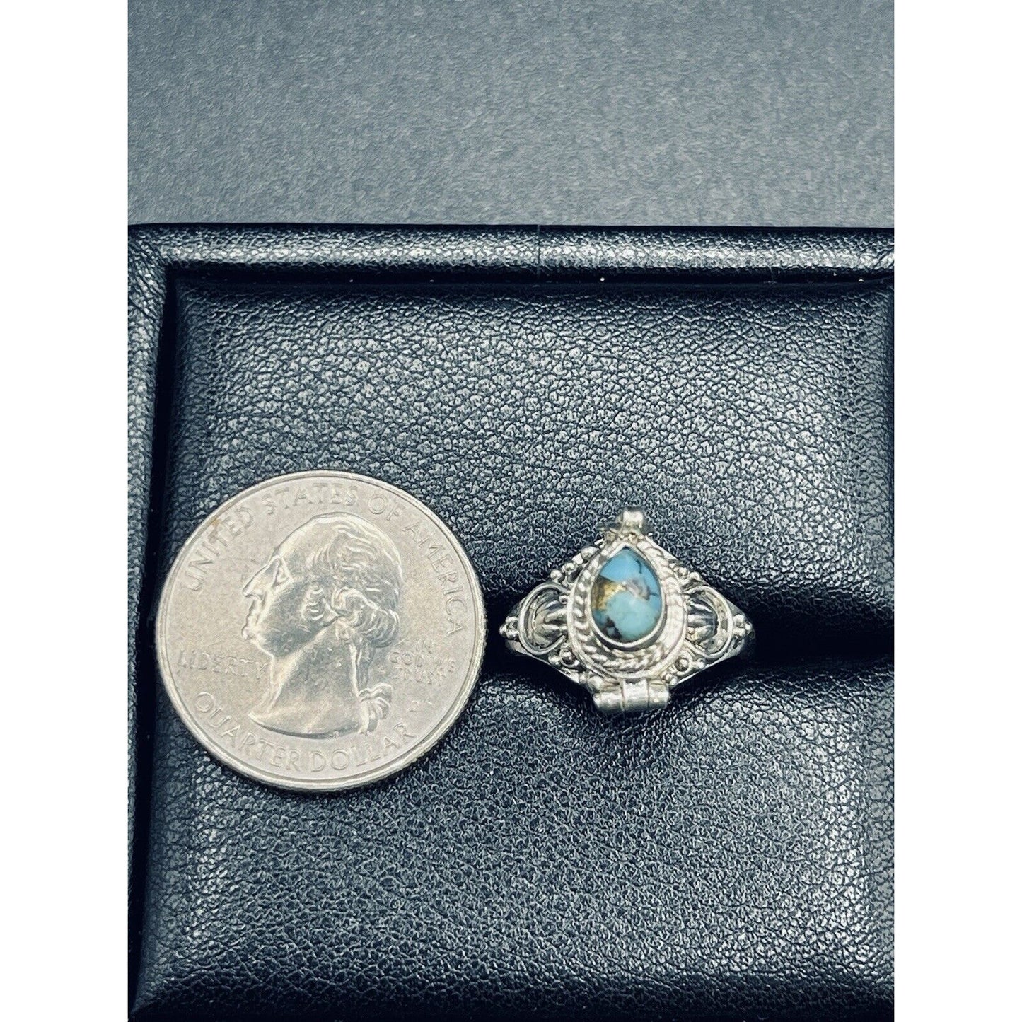 New Condition Sterling Silver Turquoise Poison Ring Size 7.00