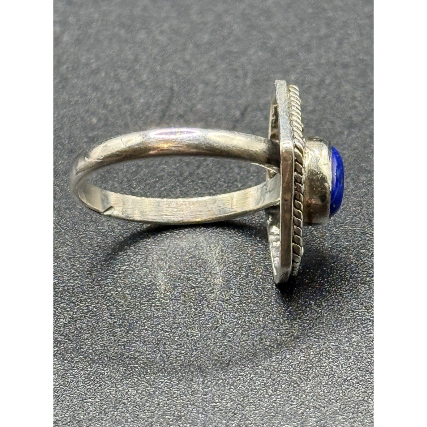 Excellent Used Condition Sterling Silver Genuine Lapis Ring Size 7.00 925 P19