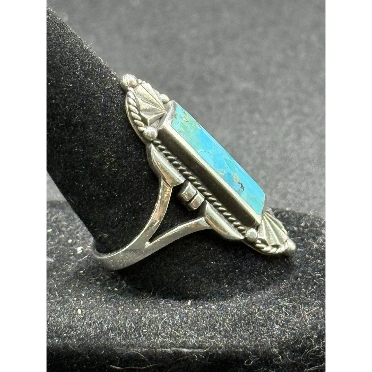 New Condition Sterling Silver Art Deco Turquoise Ring Size 8.00 925