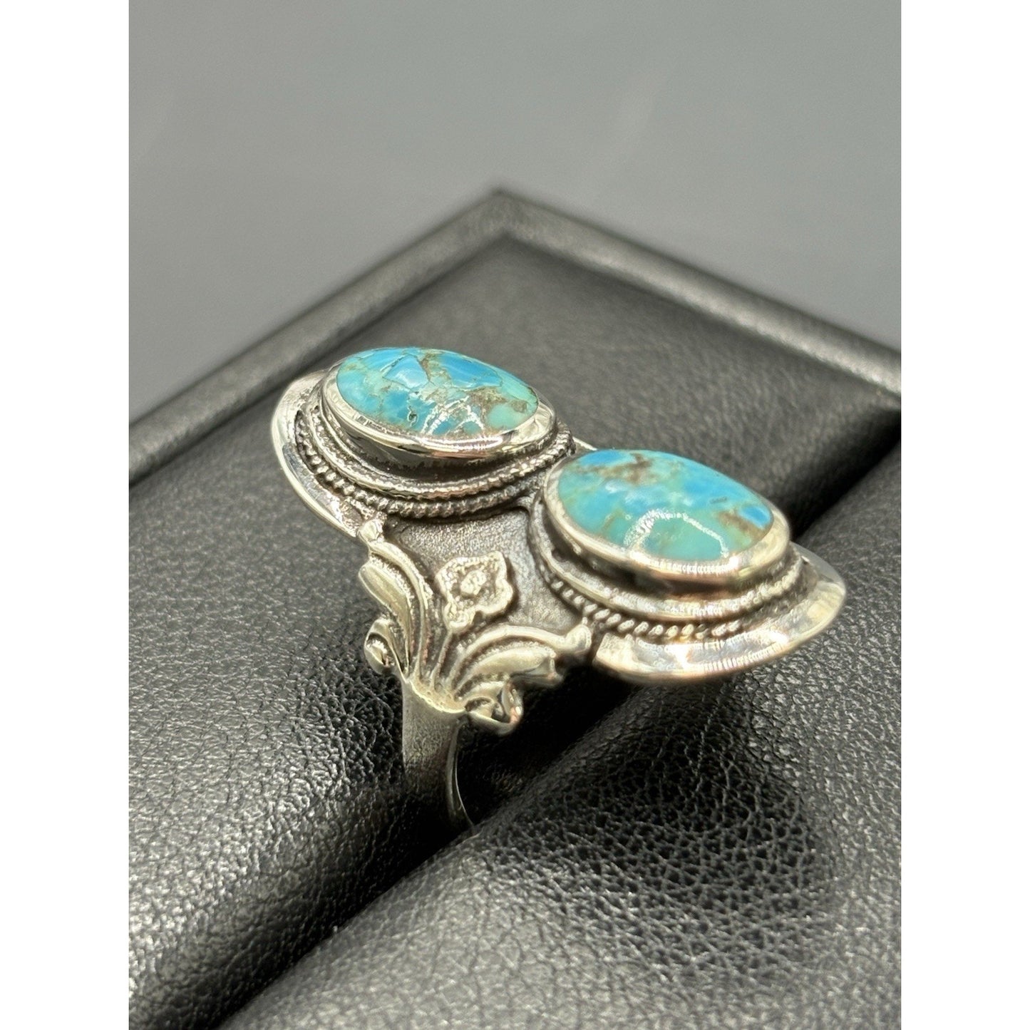 New Condition Sterling Silver Double Turquoise Long Ring Size 6