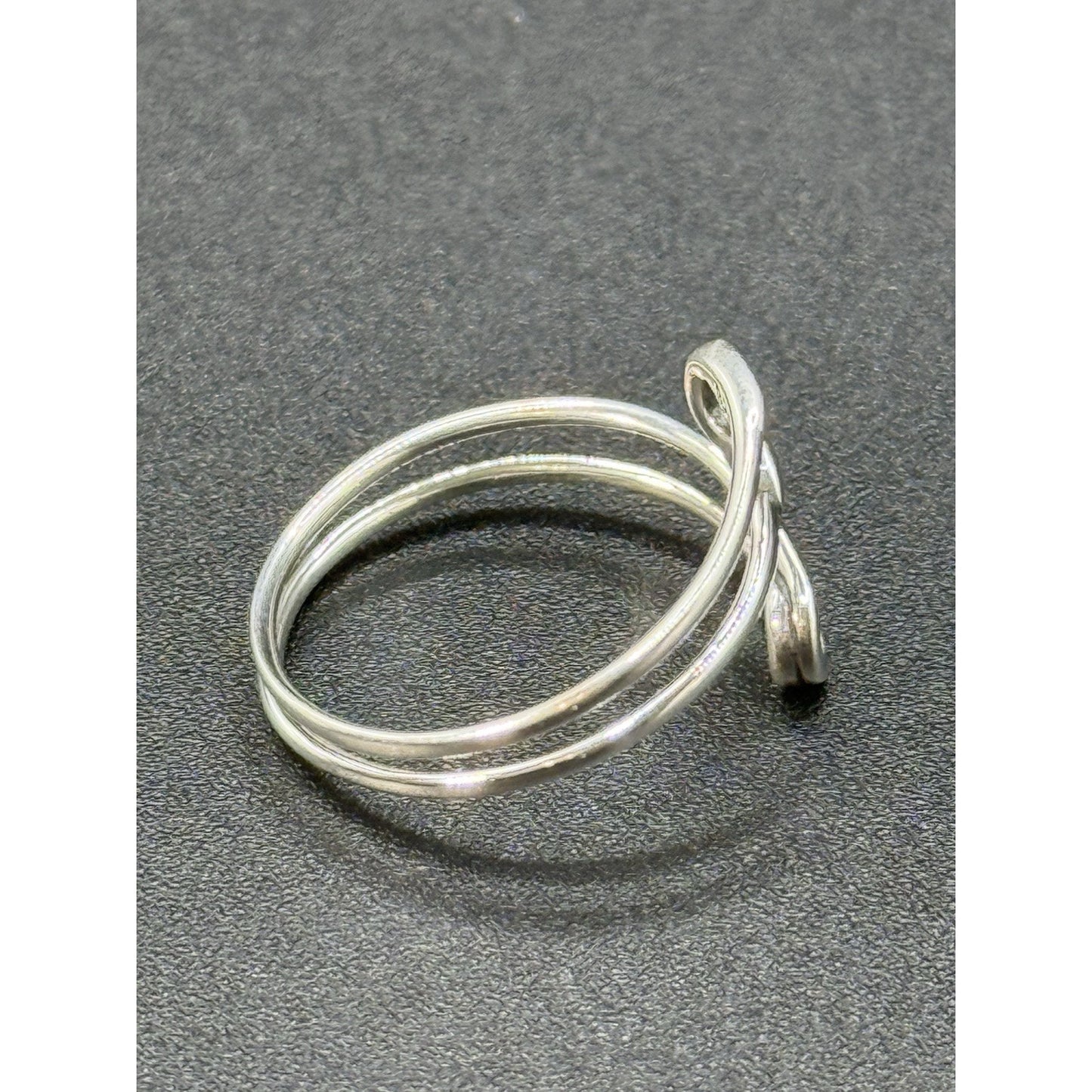 New Condition Sterling Silver Safety Pin Adjustable Ring Size 7.00