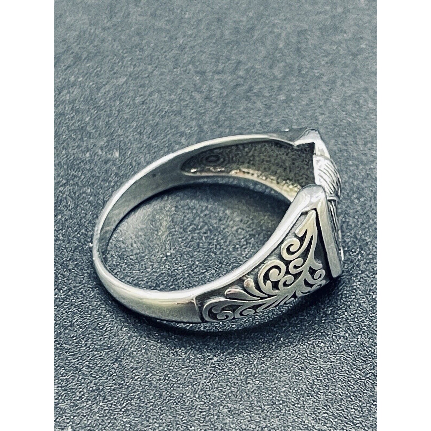 New Condition Sterling Silver Horseshoe Ring Size 9.50