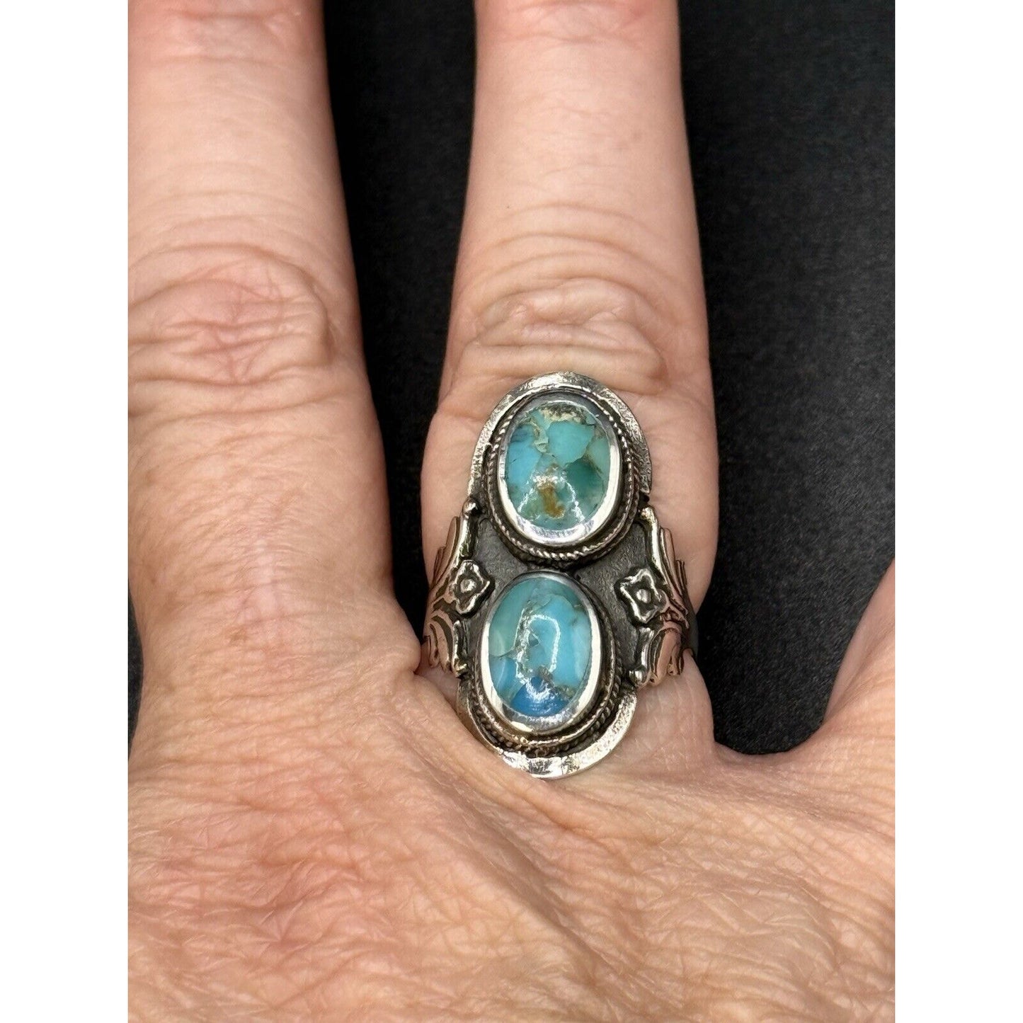 New Condition Sterling Silver Double Turquoise Ring Size 6.75