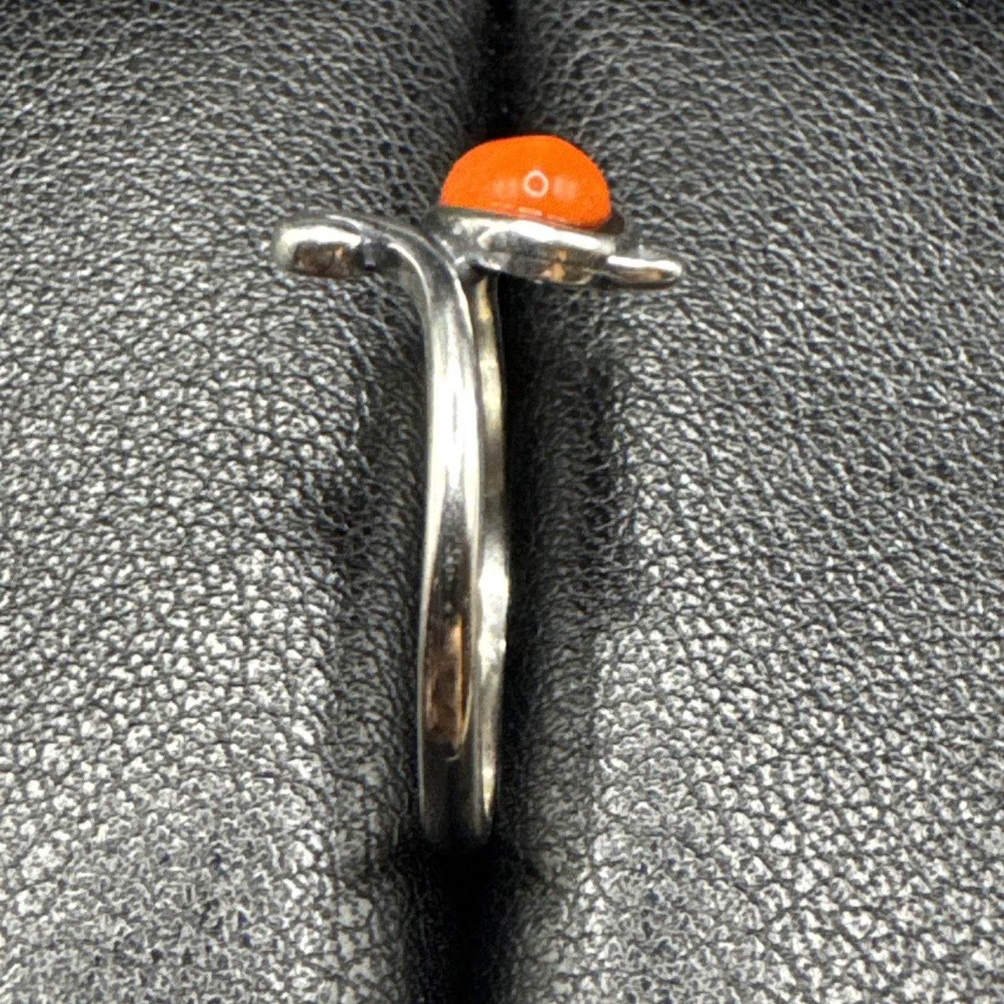 New Condition Sterling Silver Carnelian Kitty Cat Ring Size 7