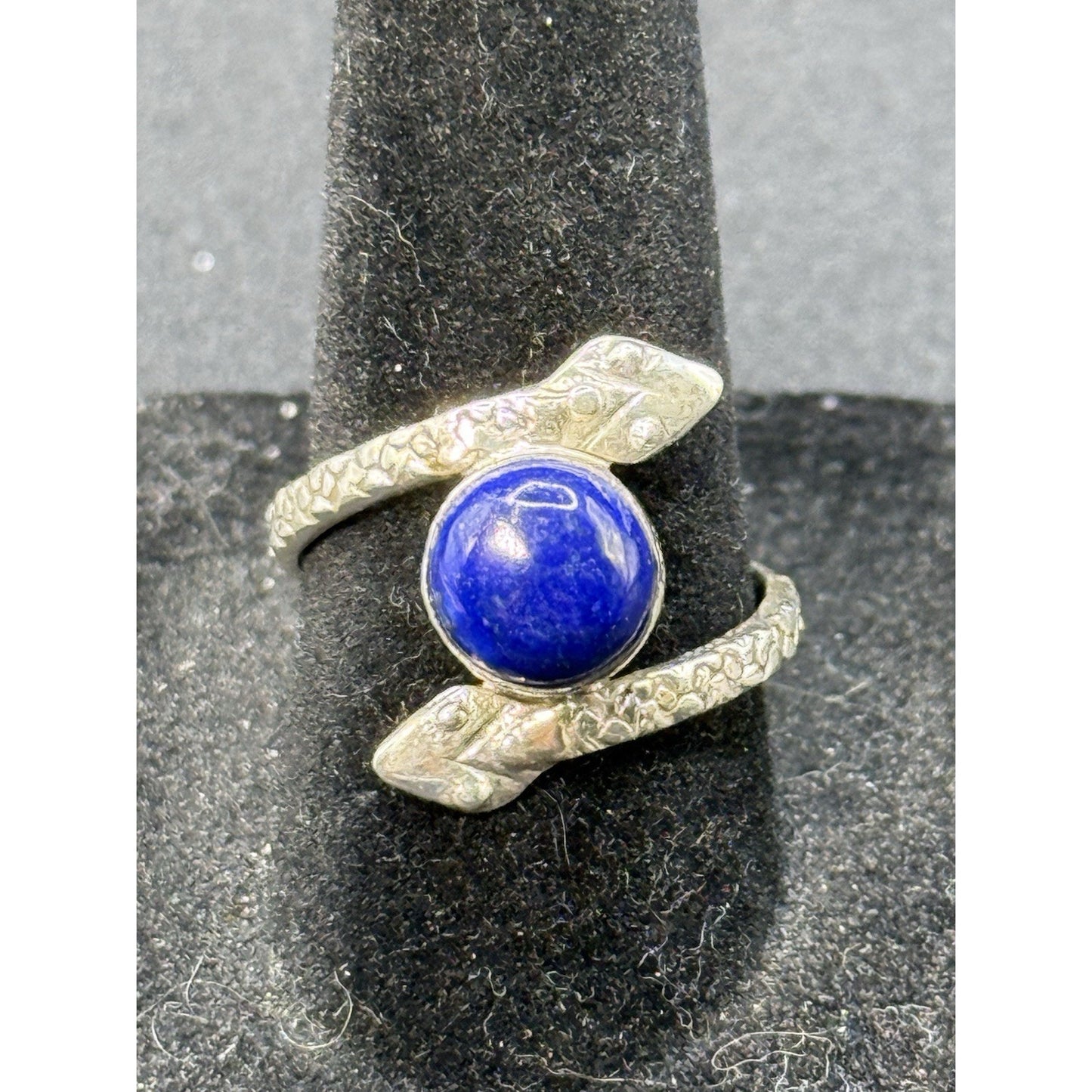 EUC Sterling Silver Genuine Lapis Snake Ring Size 7.50 P18