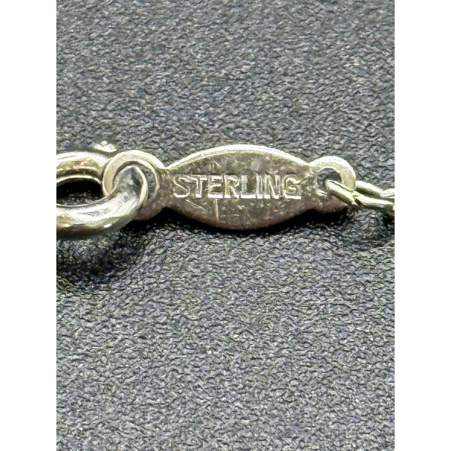 16” Vintage Sterling Silver Dainty Cross Pendant Necklace 925 P11