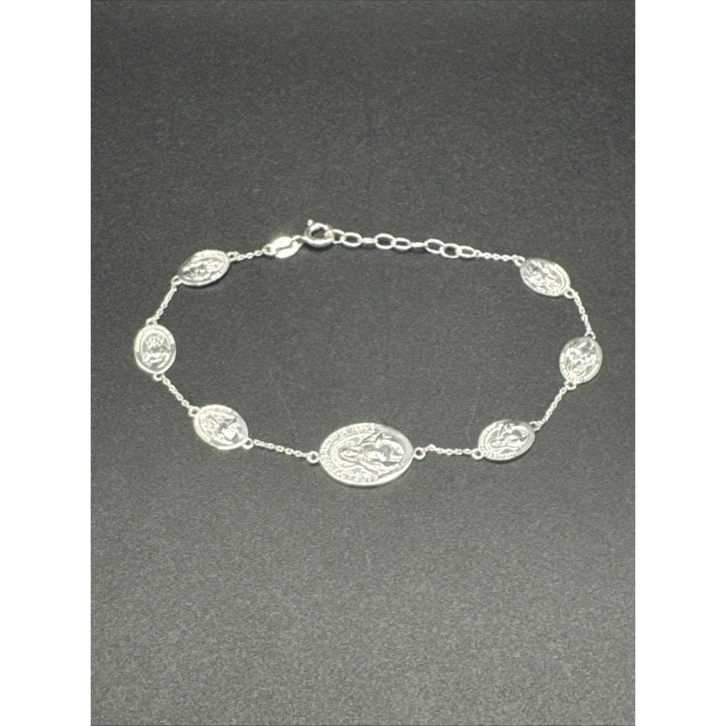 New Condition 7” Sterling Silver Jesus Christ Medals Bracelet 925