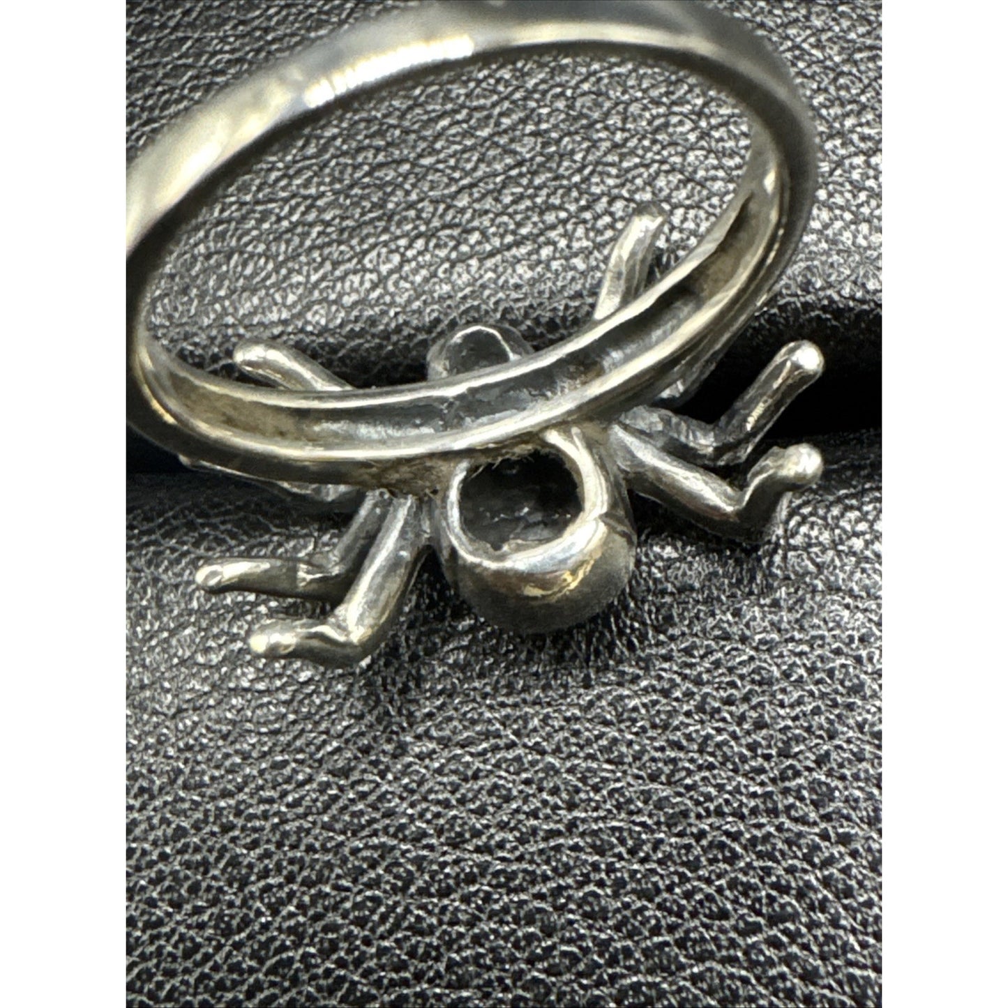 New Condition Sterling Silver Spider Ring 925 Size 7 T18