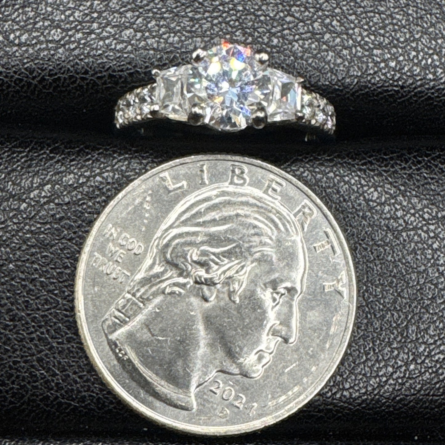EUC Sterling Silver CZ Trapezoid Ring 925 Size 6.5 P2
