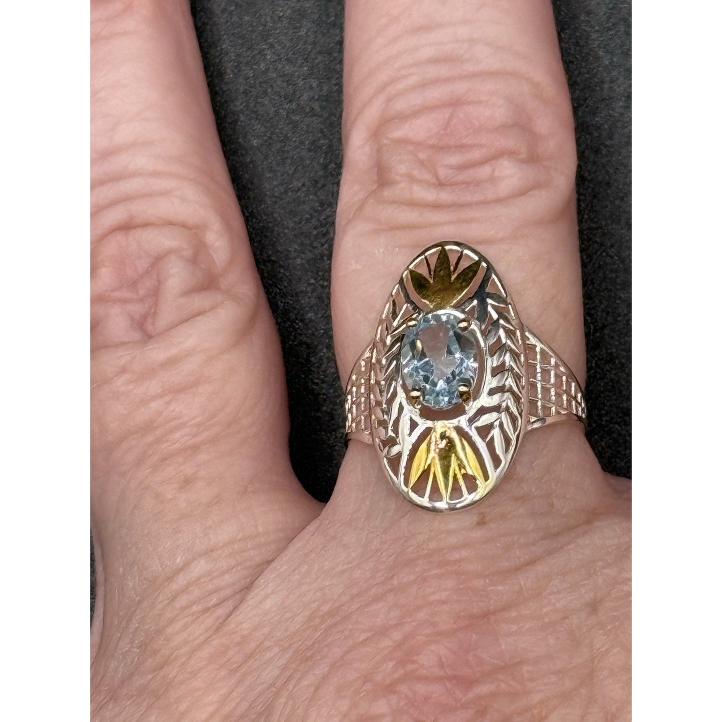 New Condition Sterling Silver Two Tone Genuine Swiss Topaz Ring Size 9 P19