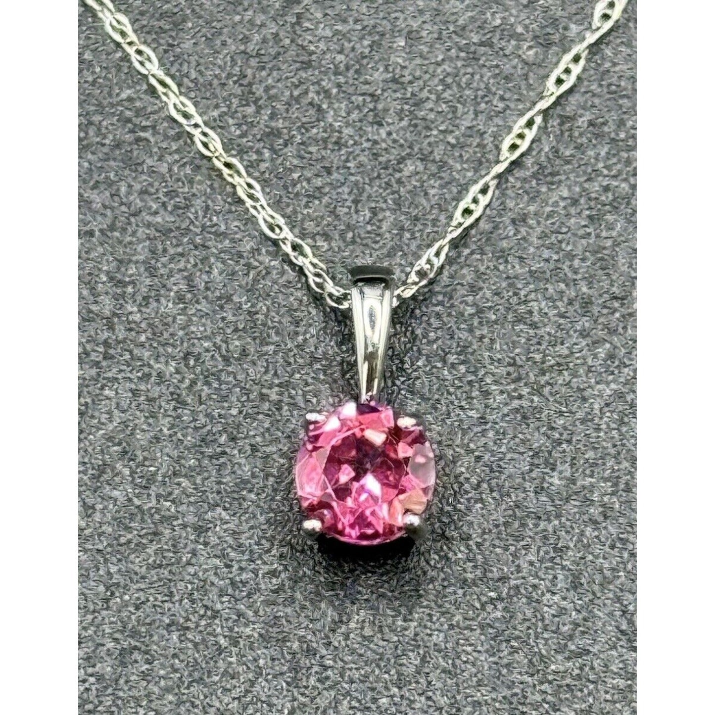 New Condition 18” 10k White Gold Pink Topaz Pendant Necklace
