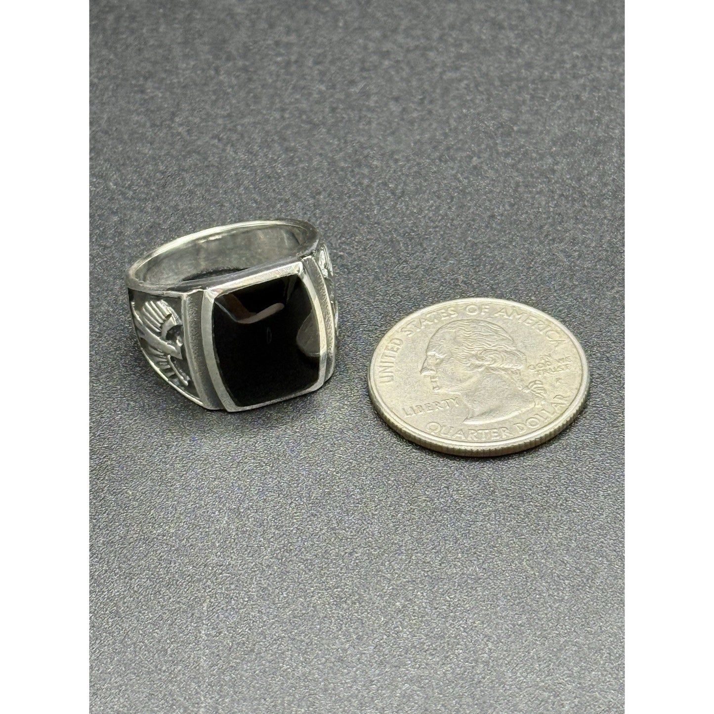 New Condition Sterling Silver Onyx Aztec Eagle Design Signet Size 9.00