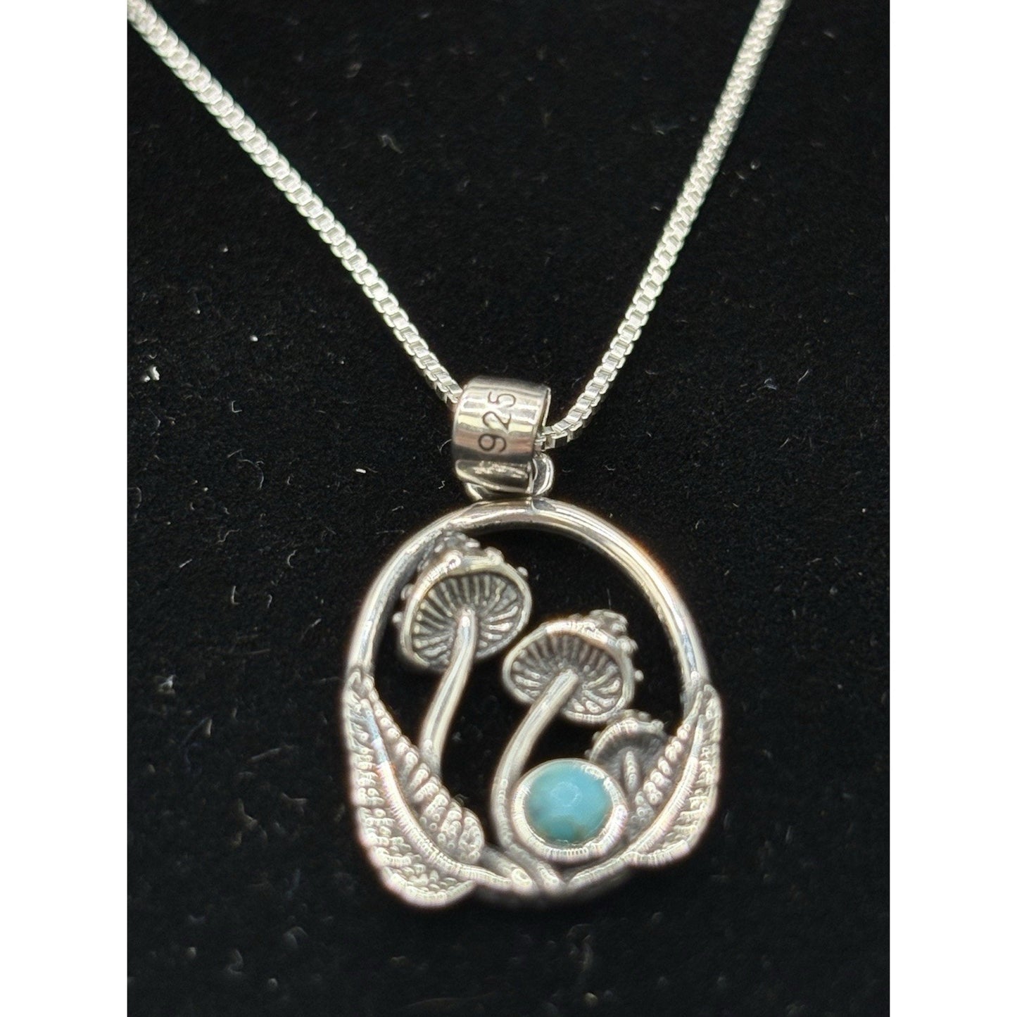 New Condition Sterling Silver Turquoise Mushrooms Pendant Necklace 18"