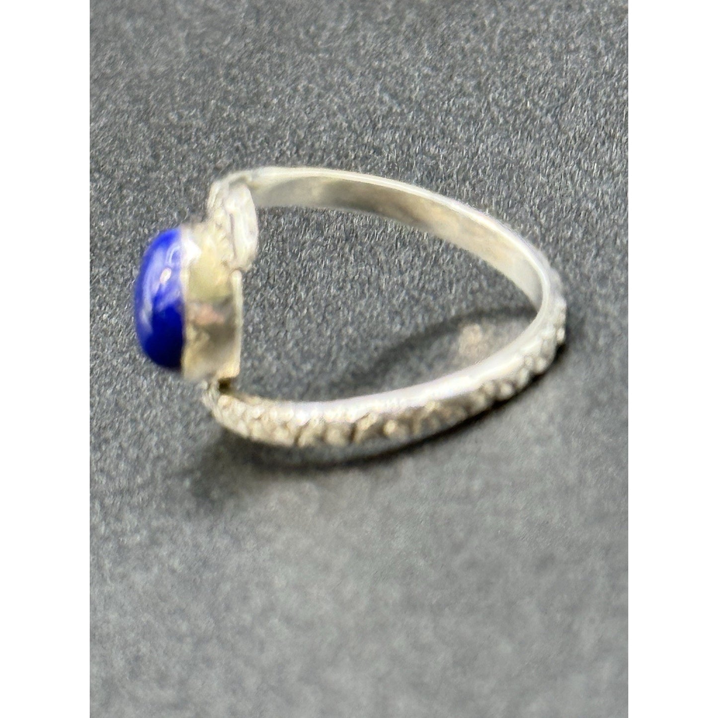 EUC Sterling Silver Genuine Lapis Snake Ring Size 7.50 P18