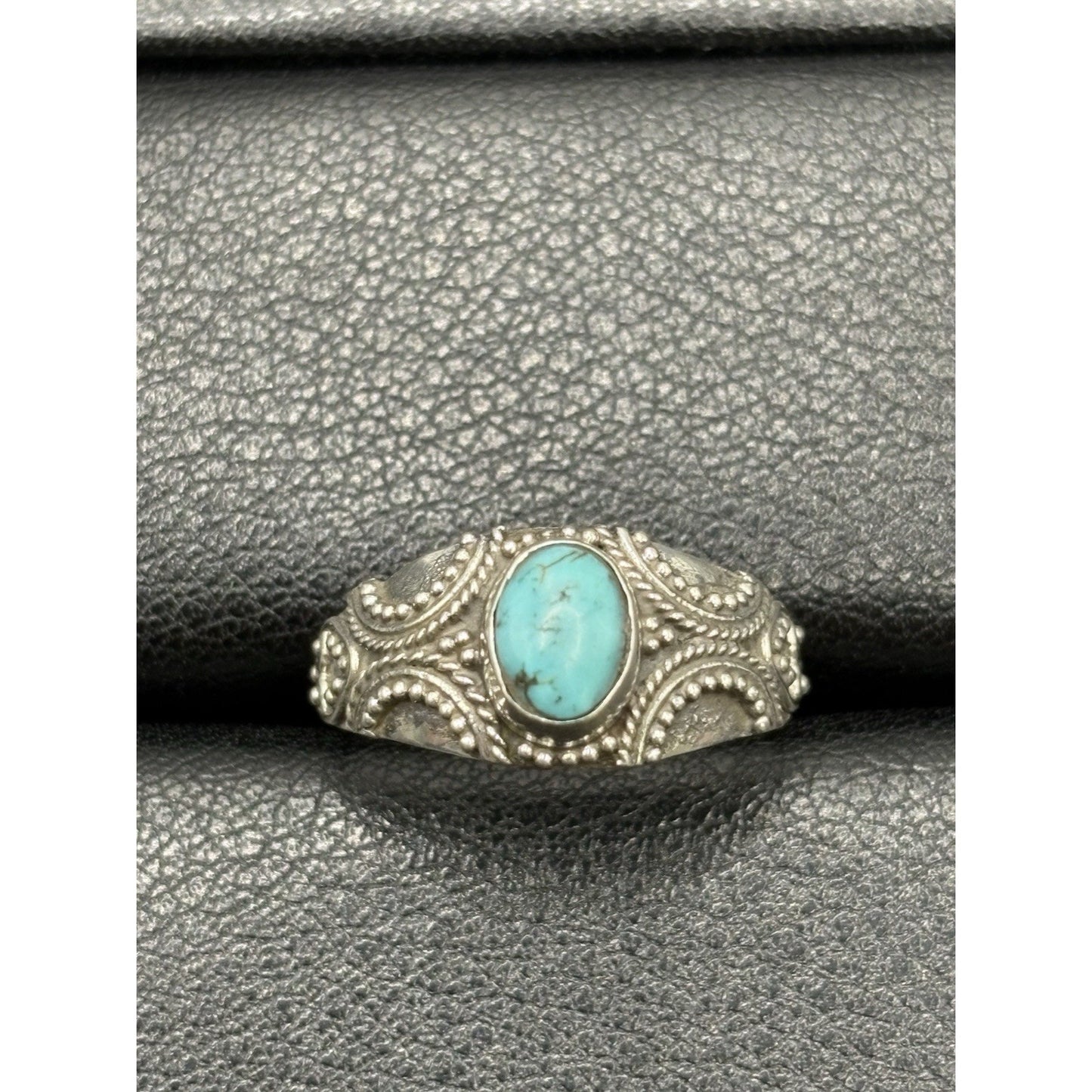 New Condition Sterling Silver Bali Turquoise Ring Size 7