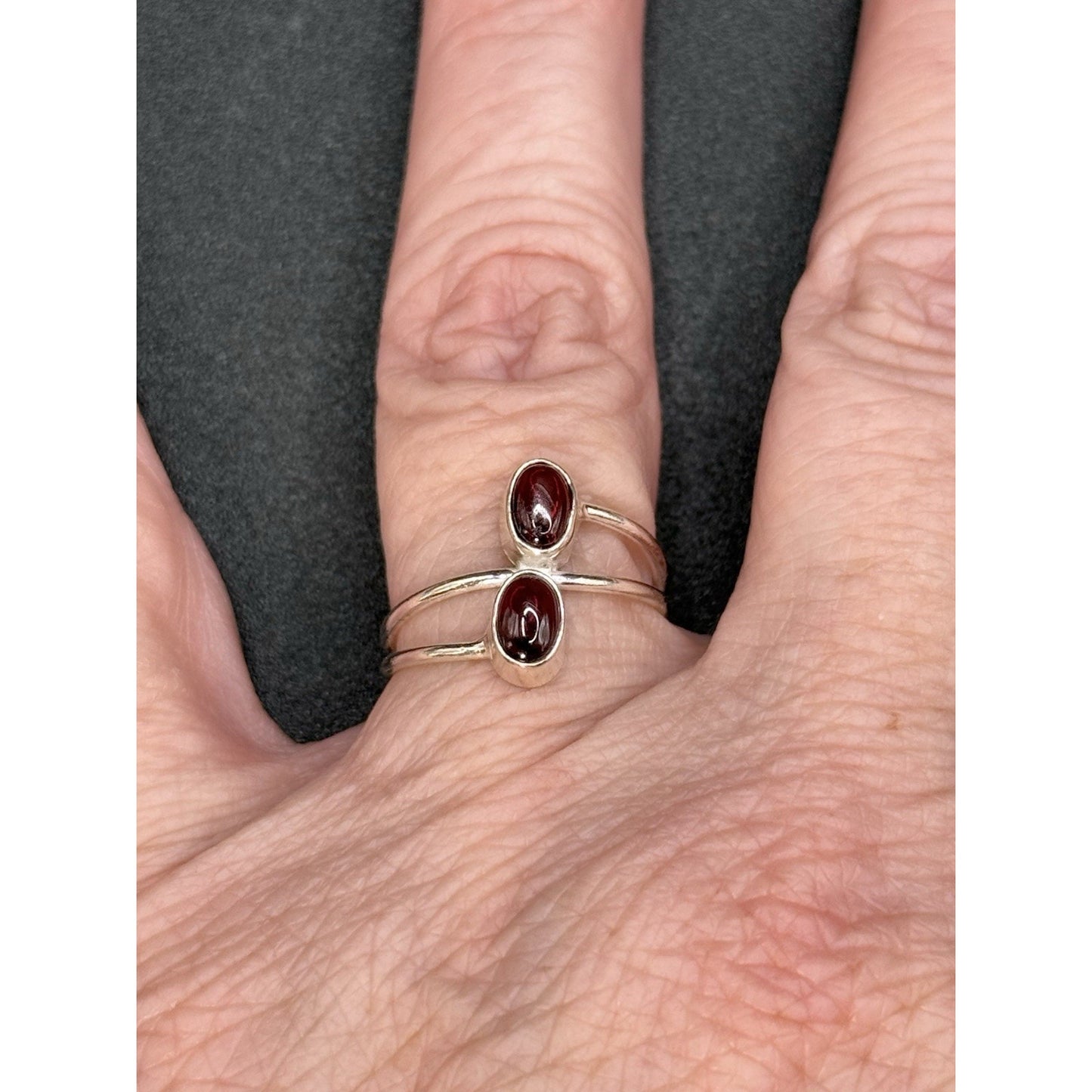 EUC Sterling Silver Double Rhodolite Garnet Ring Size 6.50 Q23