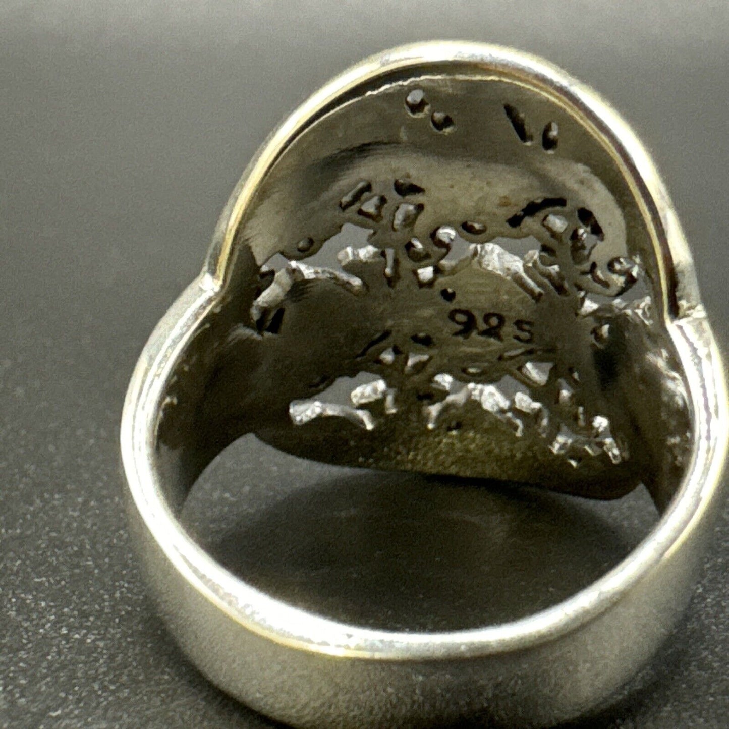New Condition Sterling Silver Galloping Horses Ring 925 Size 11