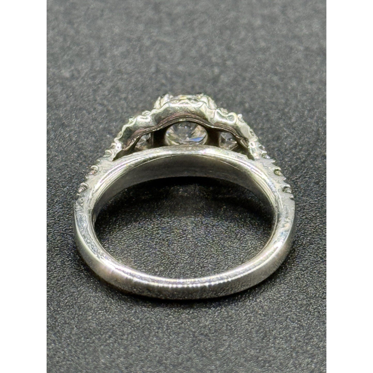 EUC Sterling Silver Cubic Zirconia 3-Stone Halo Ring Size 6.25 Q23