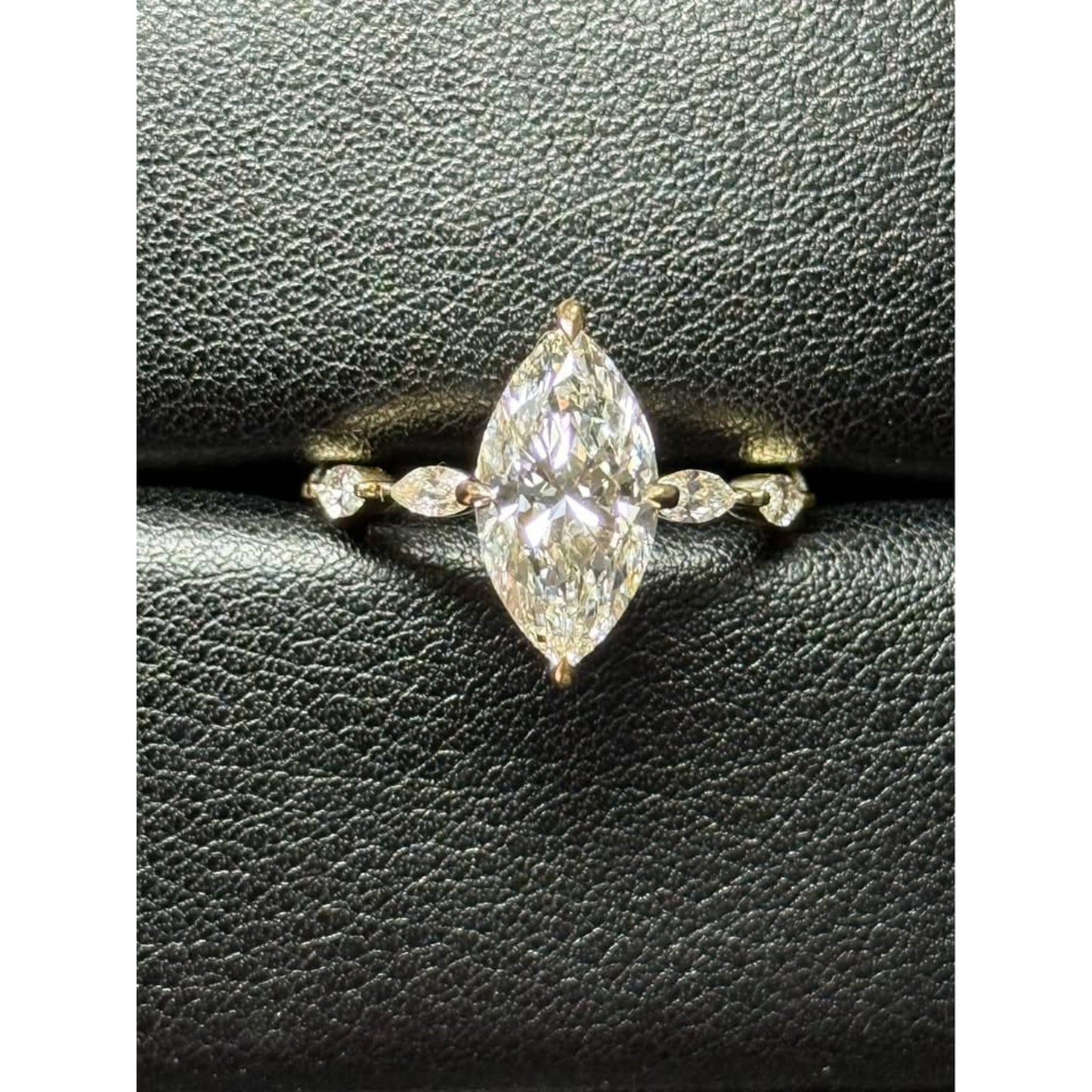 Brand New 14k Yellow Gold 3.05 Carat Marquise Lab Grown Diamond Ring E Color VS1 Clarity IGI