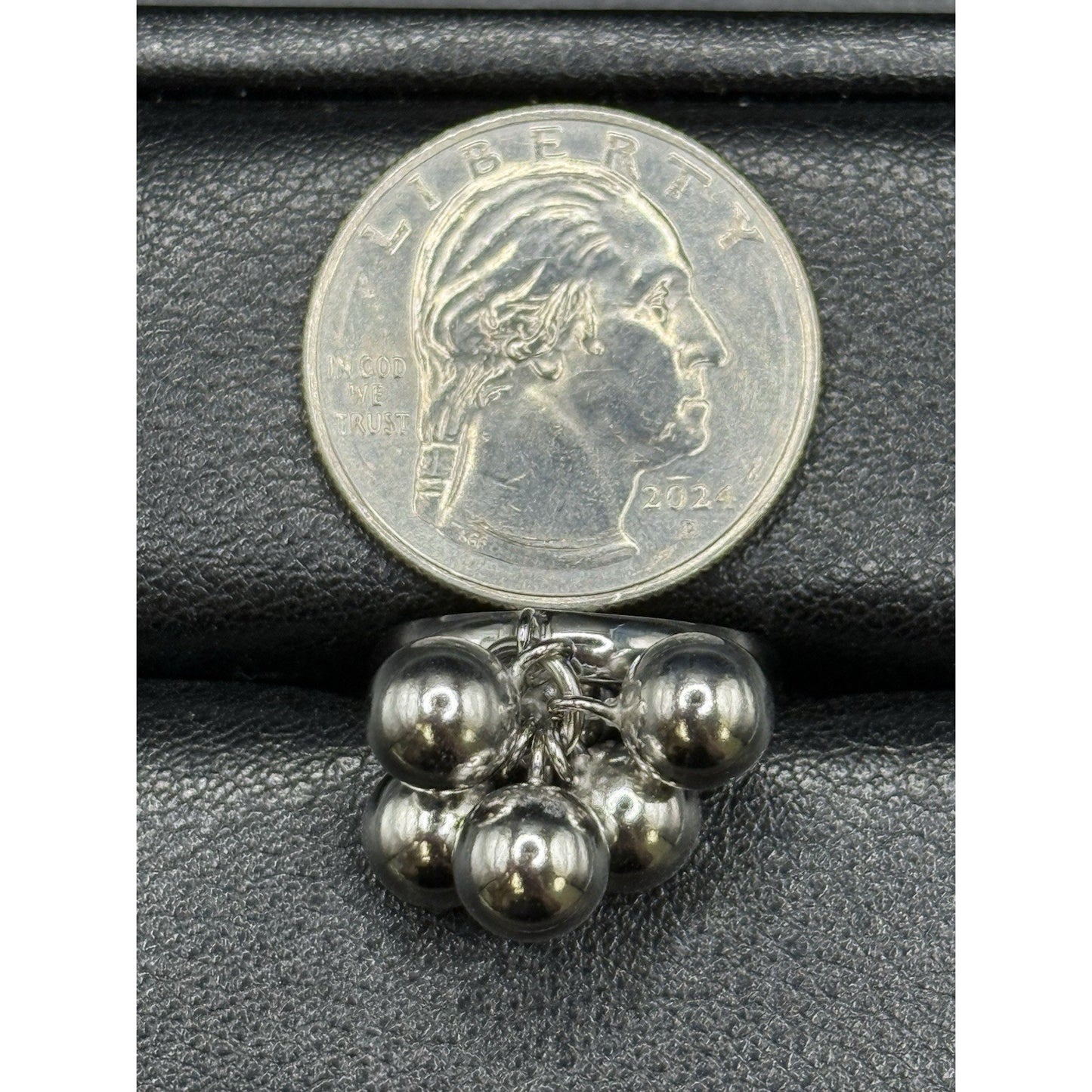 New Condition Sterling Silver Dangling Beads Ring Size 7.00 925